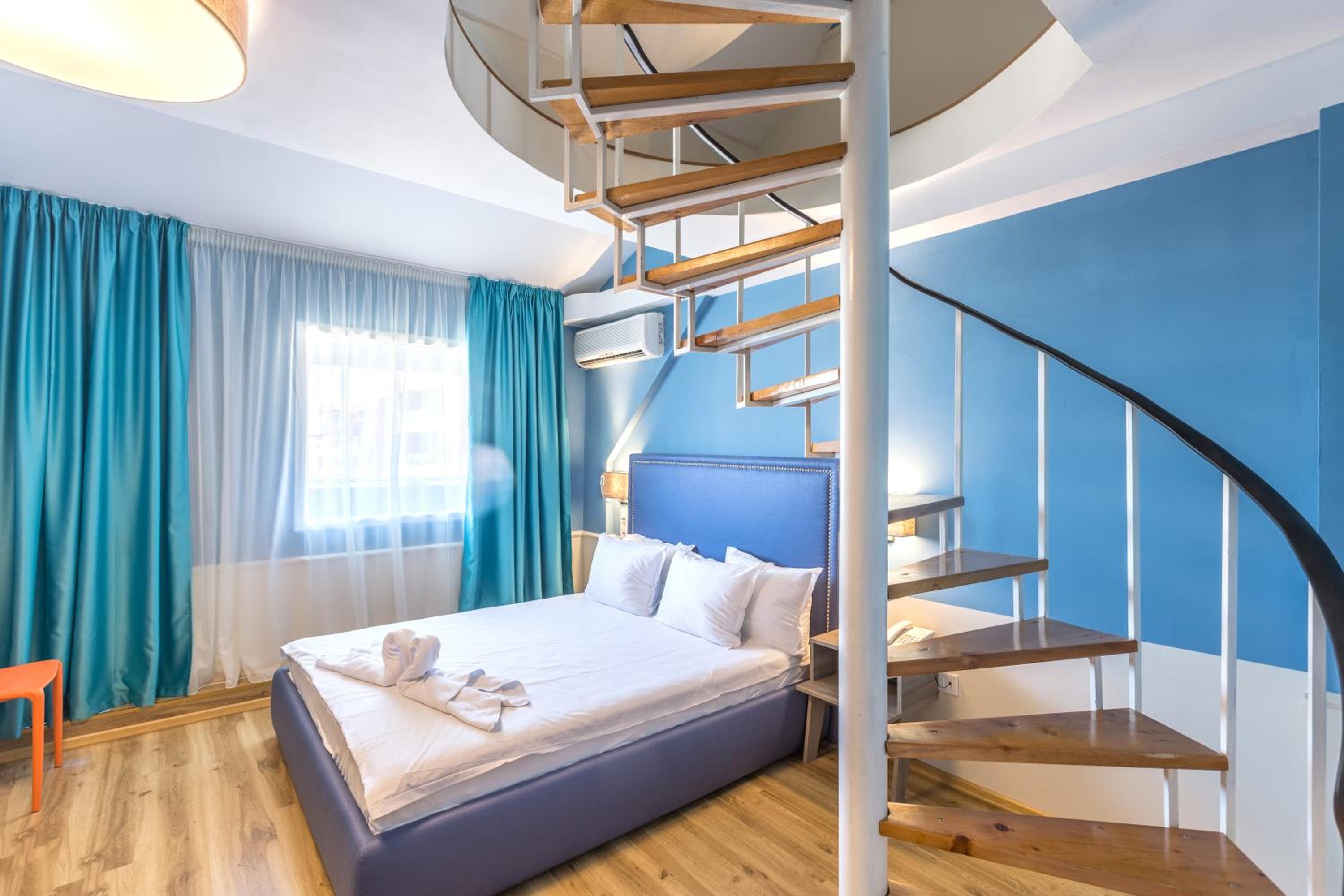 Duplex Suite