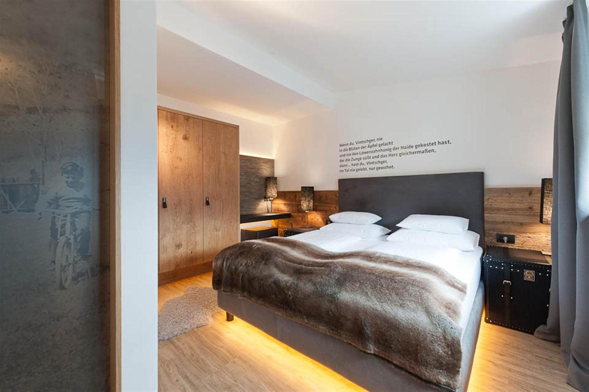 Apartment with Steam Bath photo 1