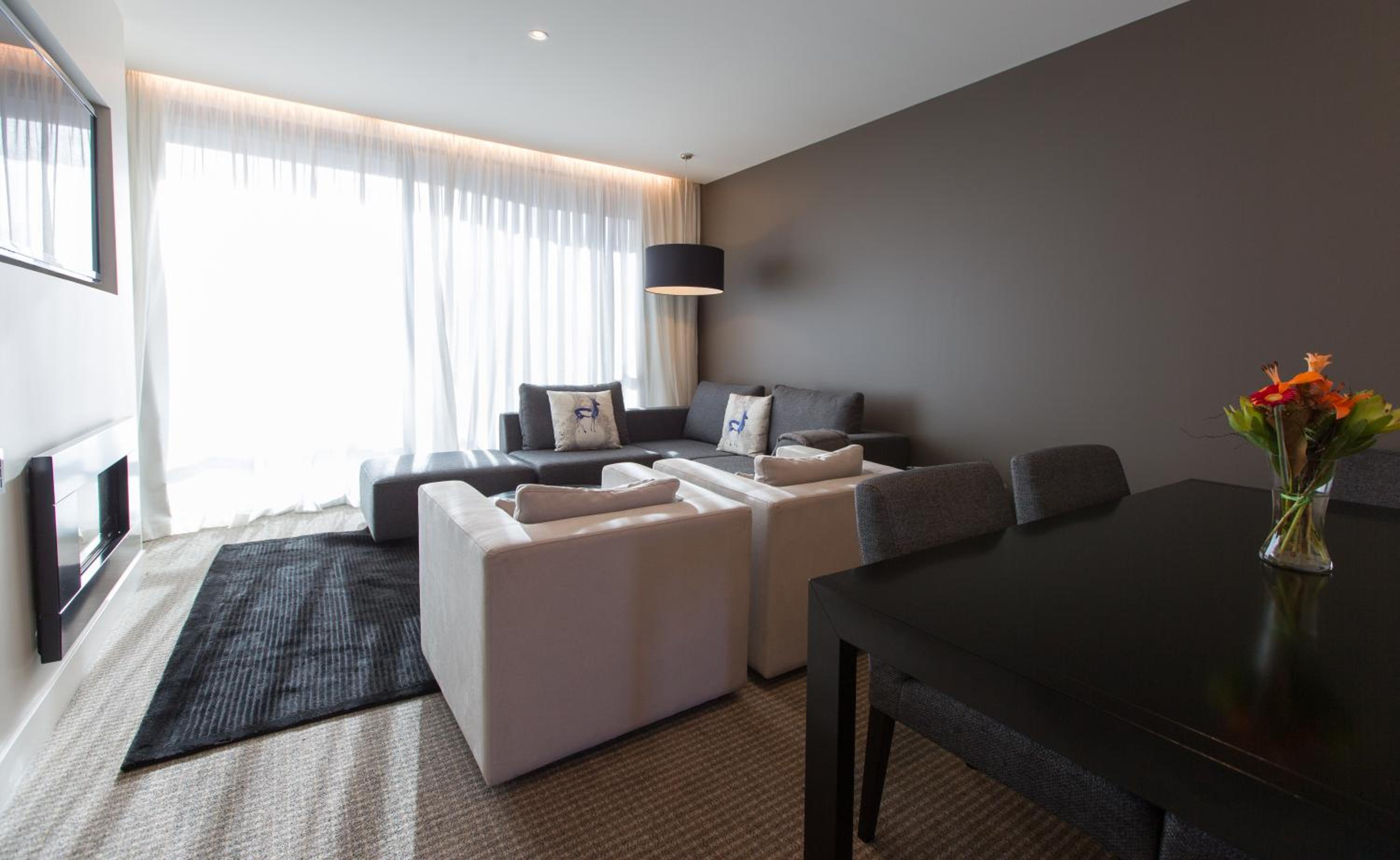Business Level One Bedroom Suite - Photo 10