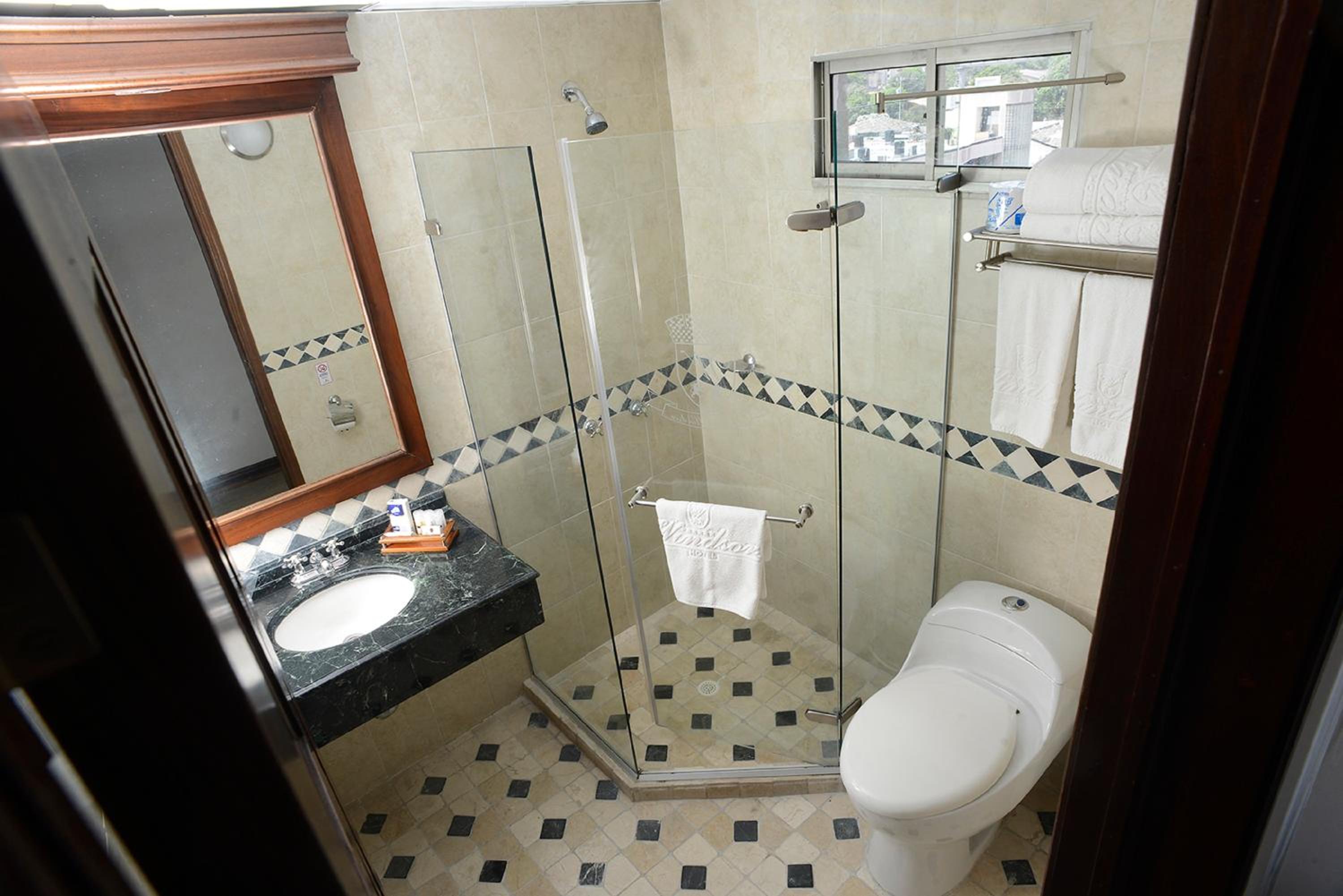 Deluxe Twin Room - Photo 4