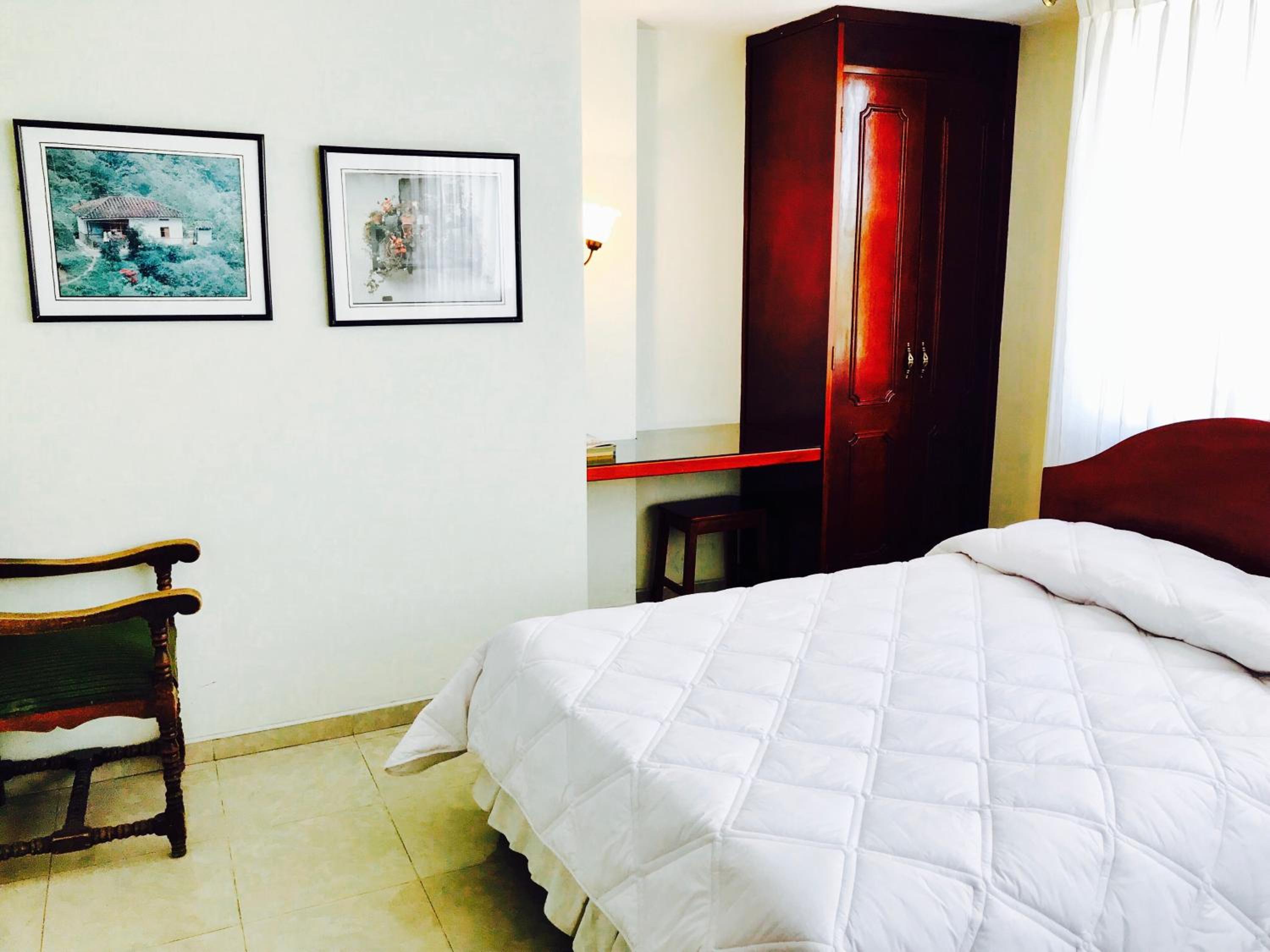 Deluxe Double Room with Two Double Beds photo 2