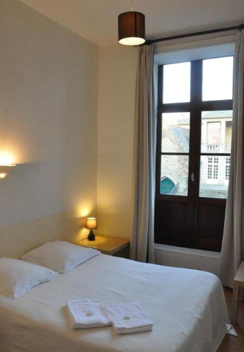 Double Room - Photo 8