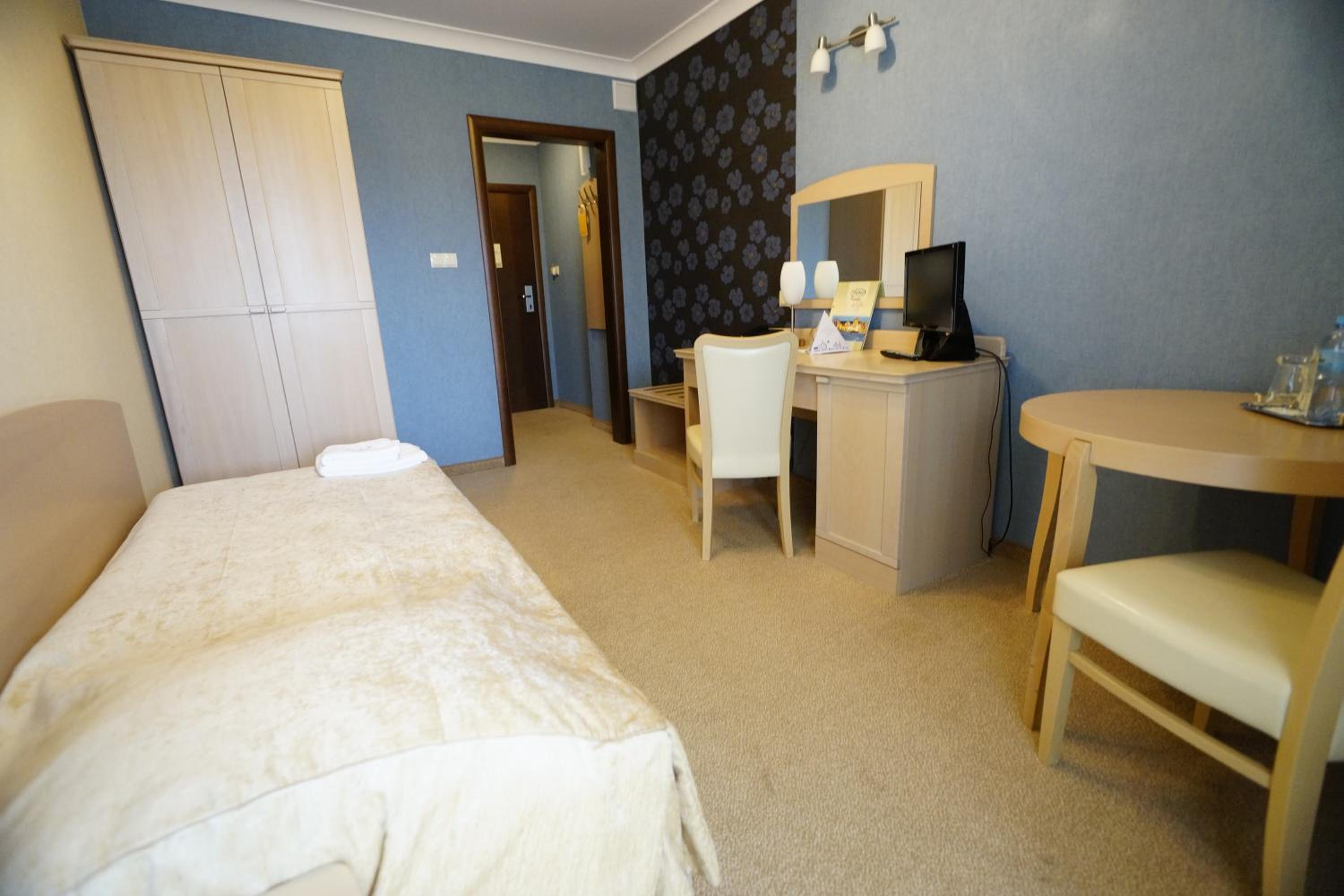 Single Room photo 2