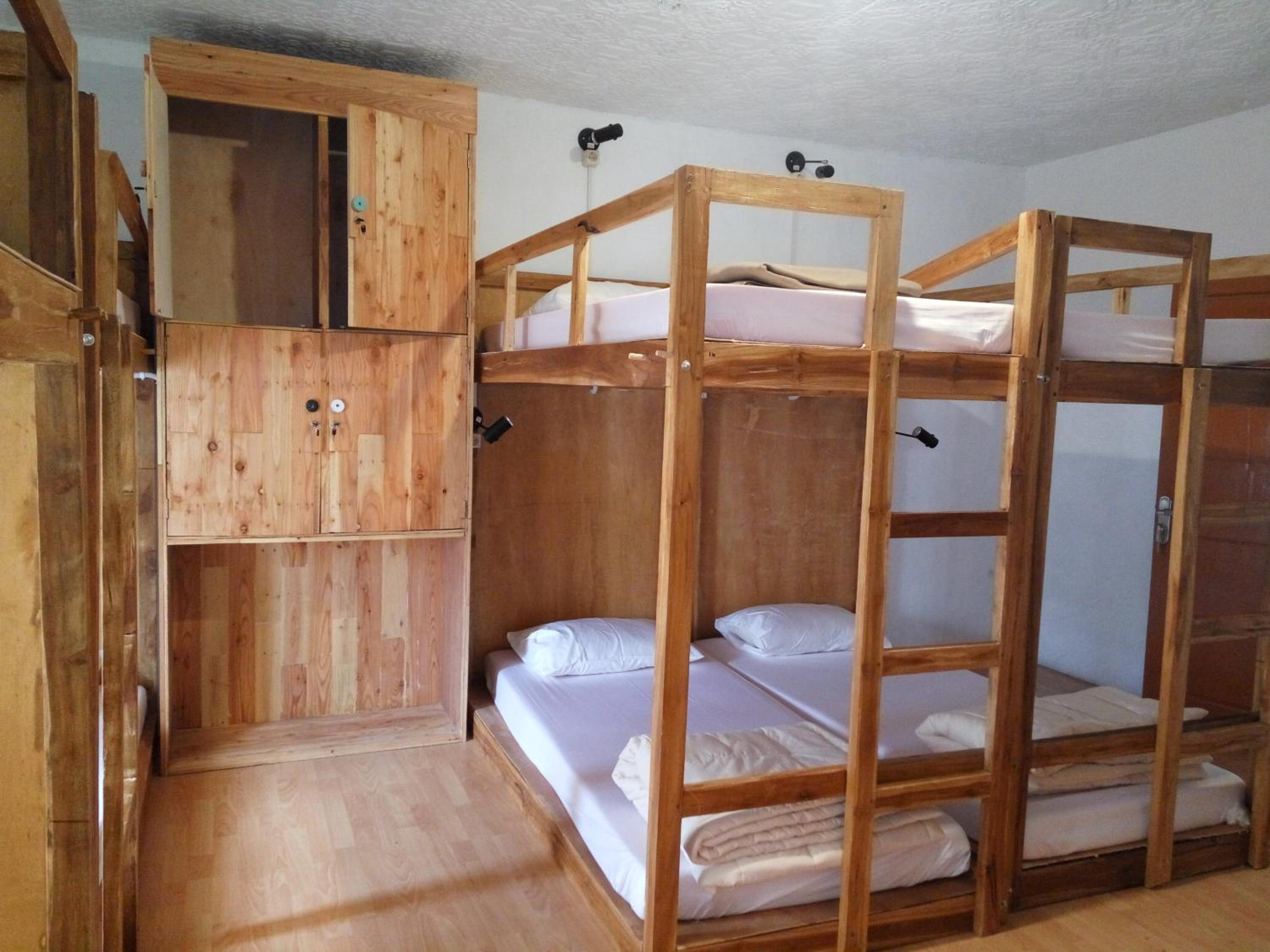 Single Bed in Mixed Dormitory Room photo 3
