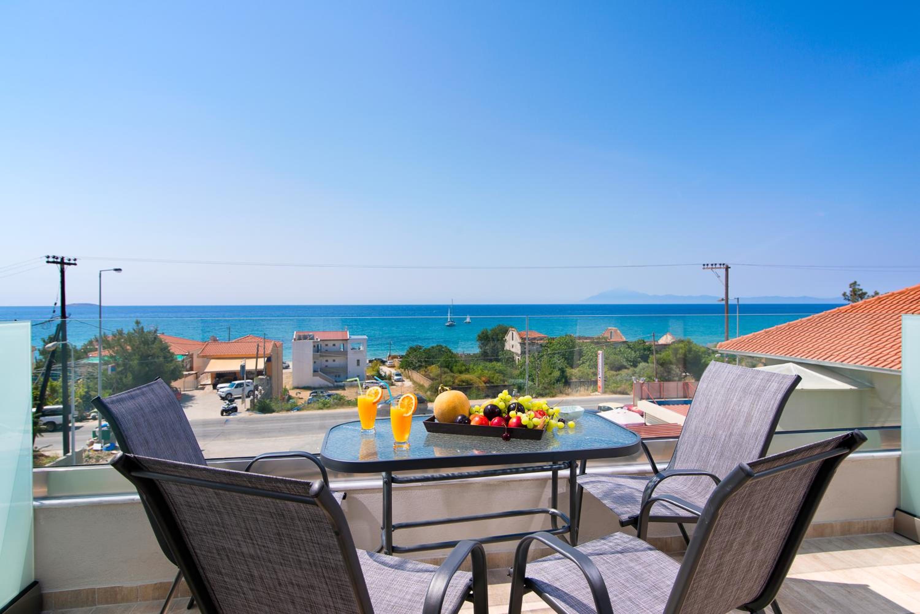 Double Room with Sea View - Photo 7