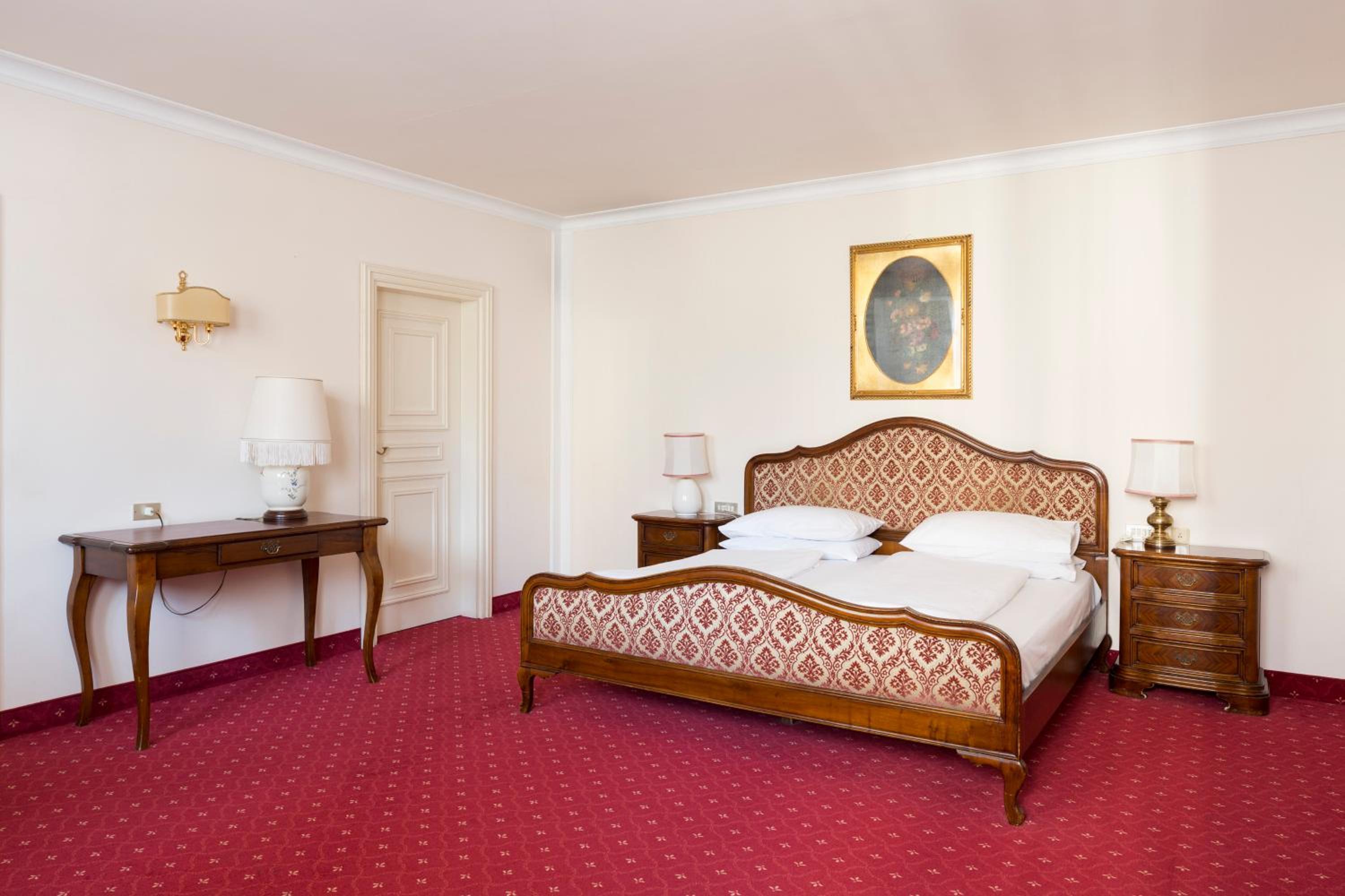 Classic Double Room photo 2