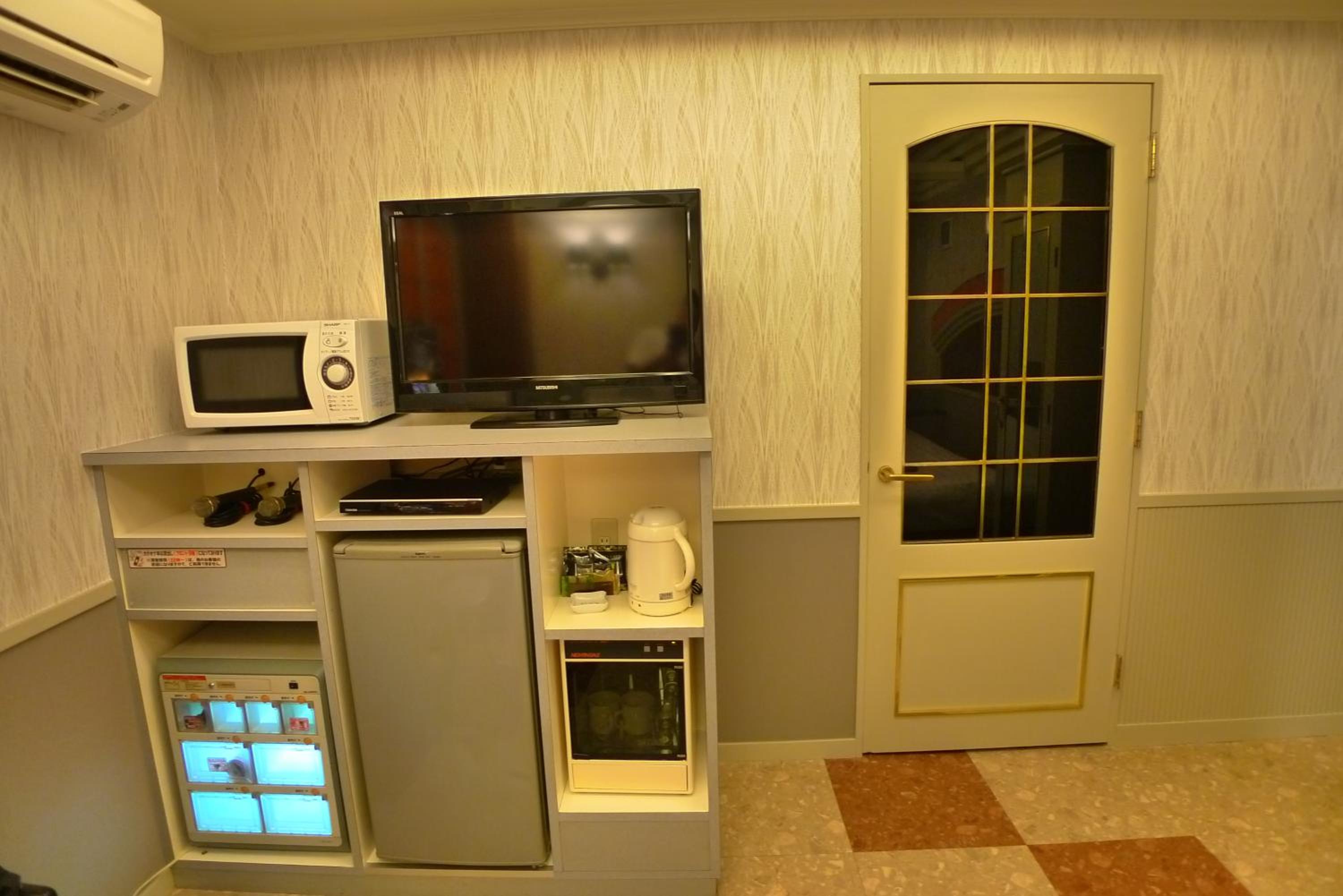 Single Room with Bathroom photo 3