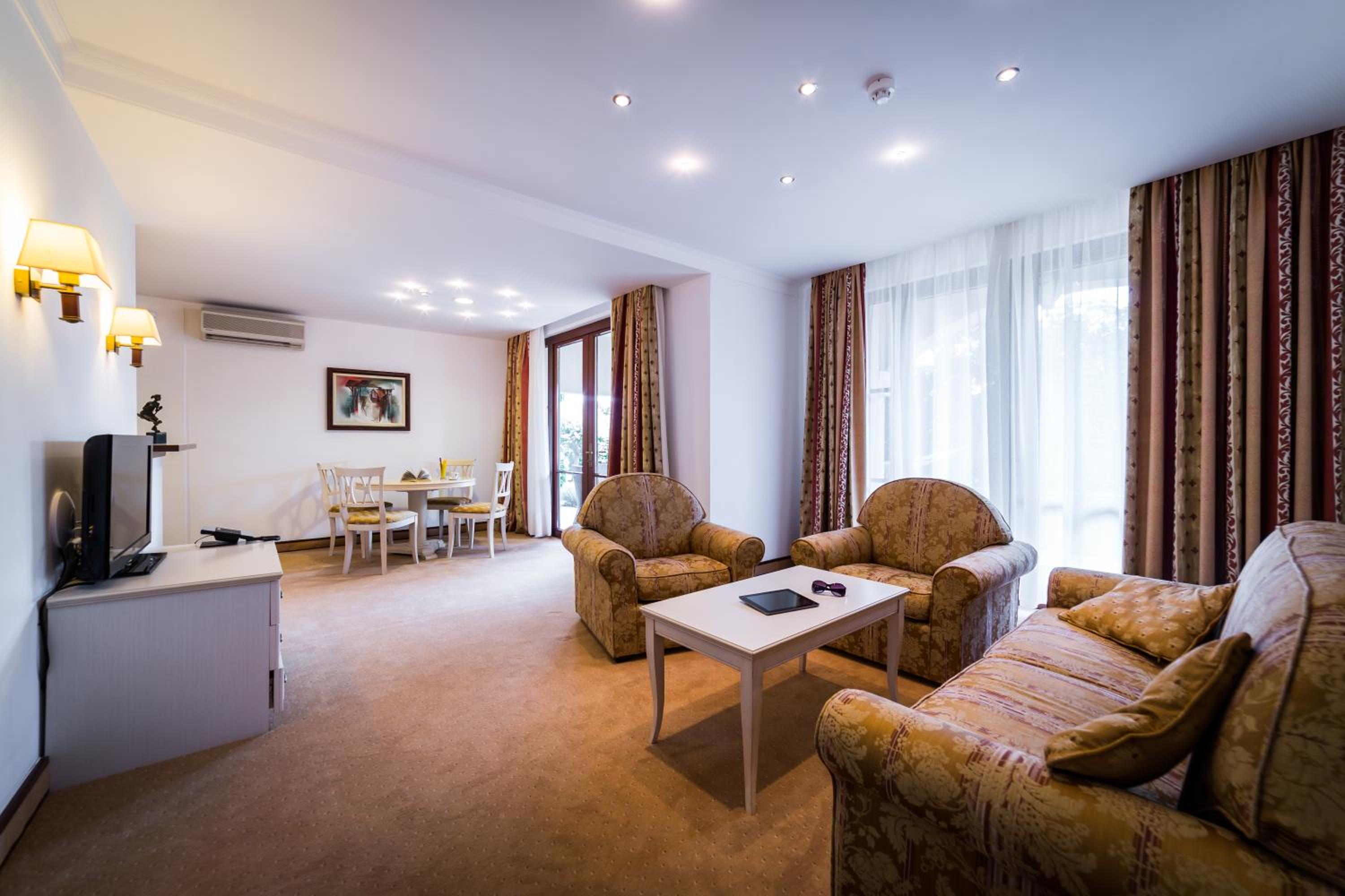 One-Bedroom Villa