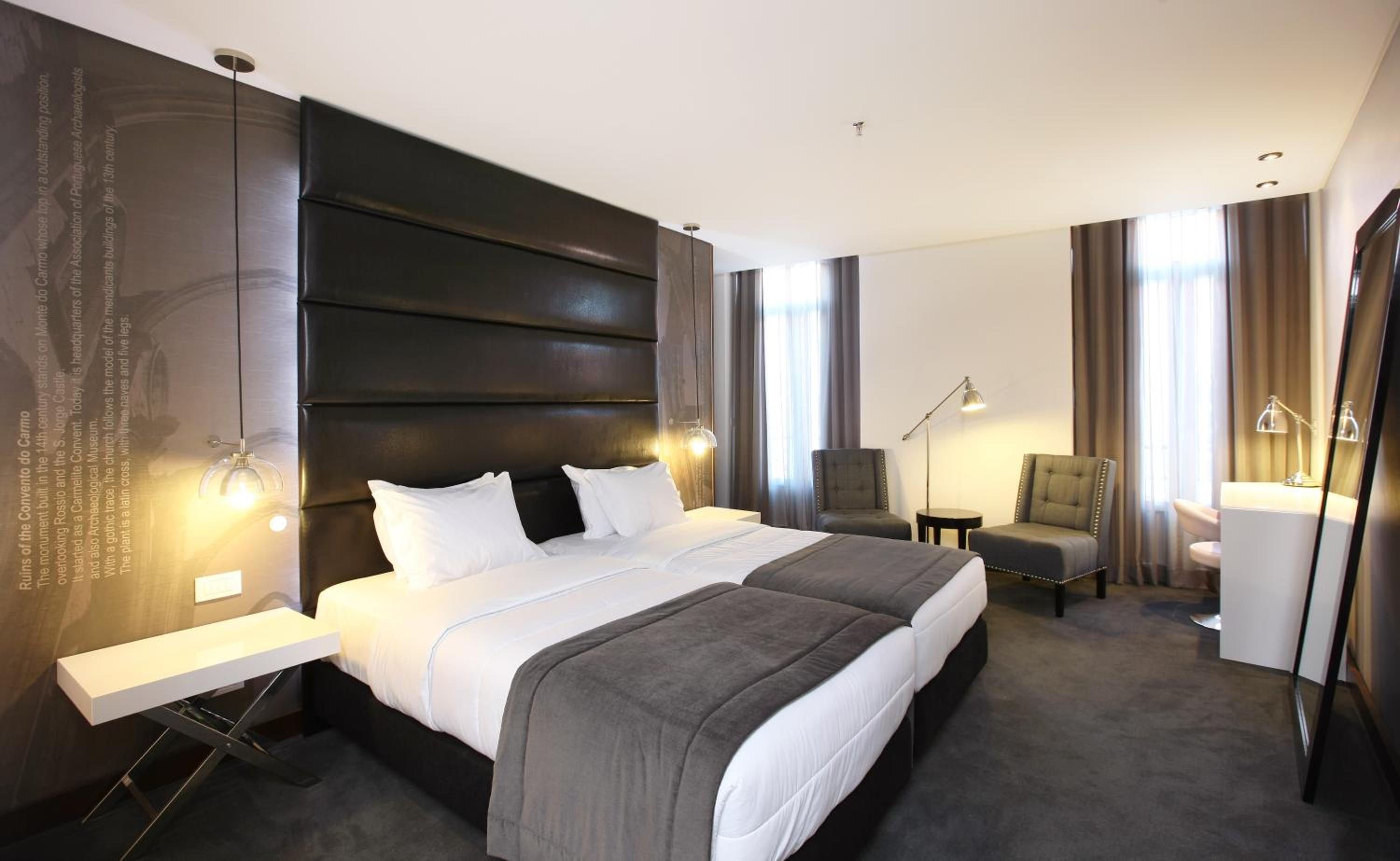 Double or Twin Deluxe Room photo 3