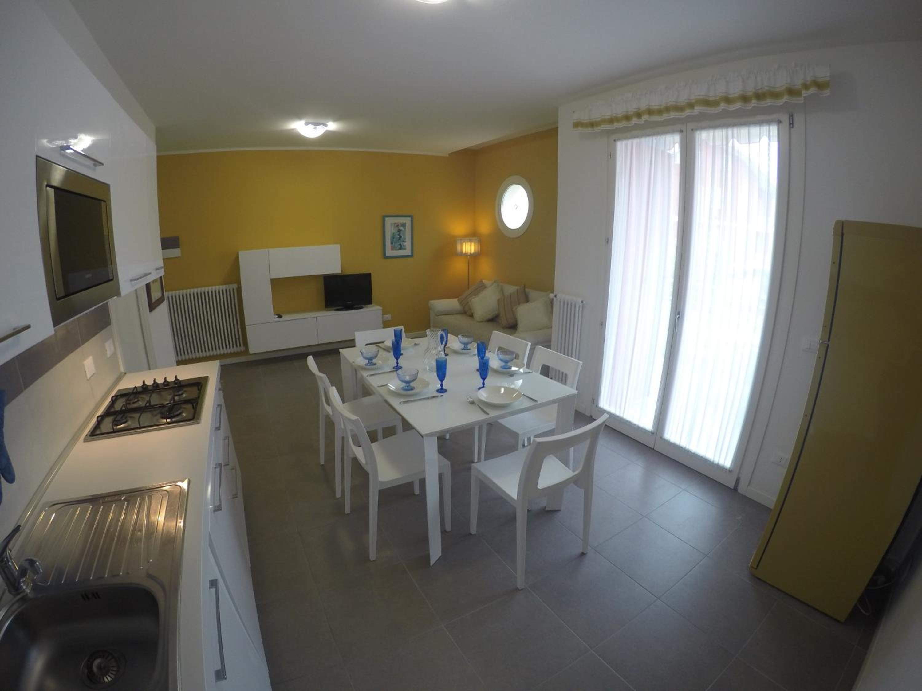 One-Bedroom Apartment photo 2