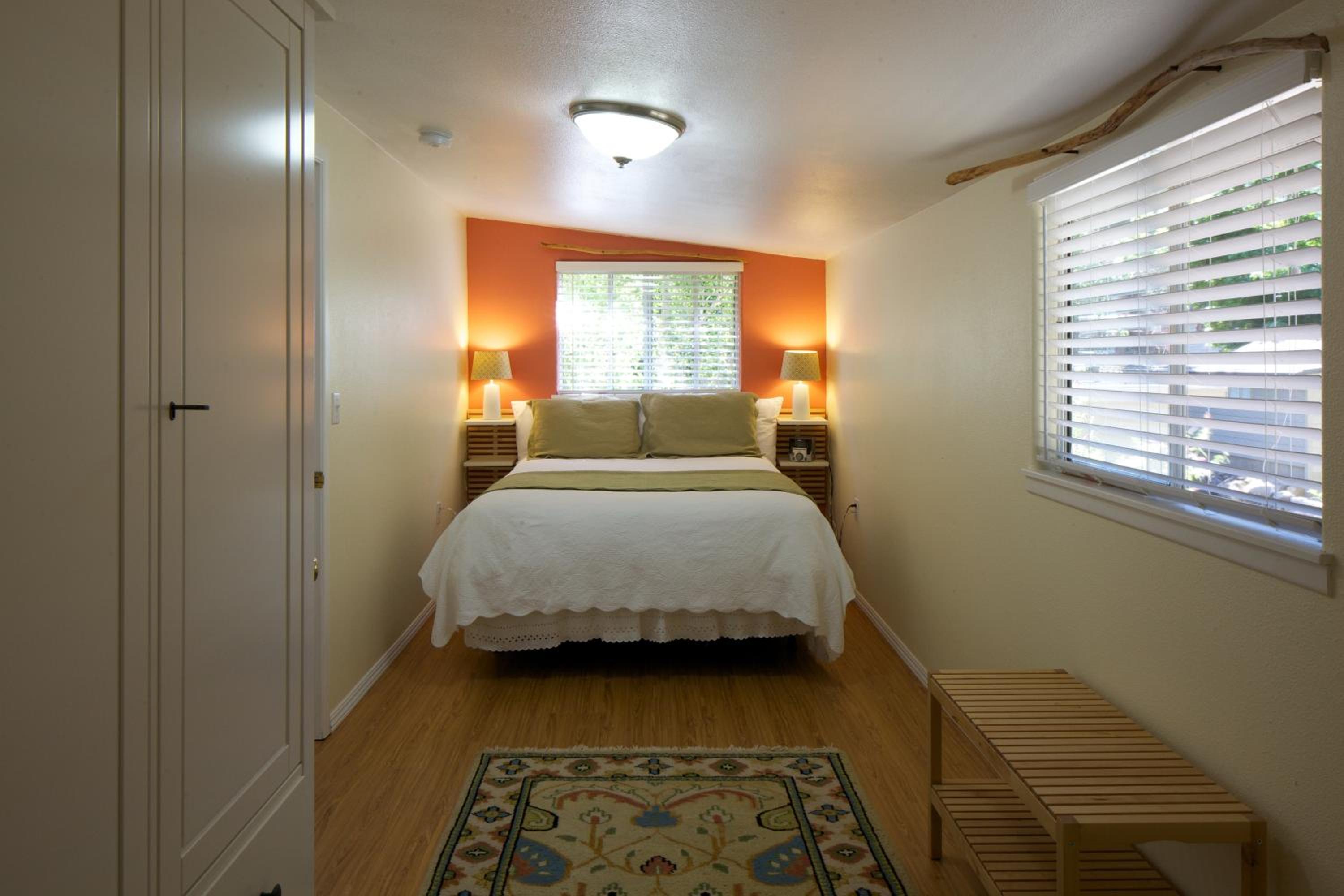 One-Bedroom Cottage with Kitchen photo 3