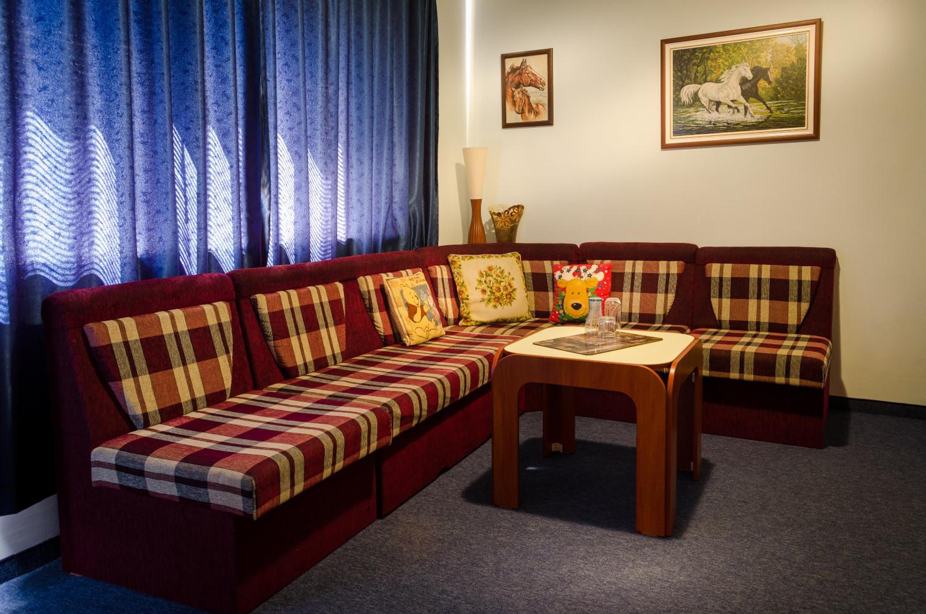 One-Bedroom Suite with Balcony - Photo 1
