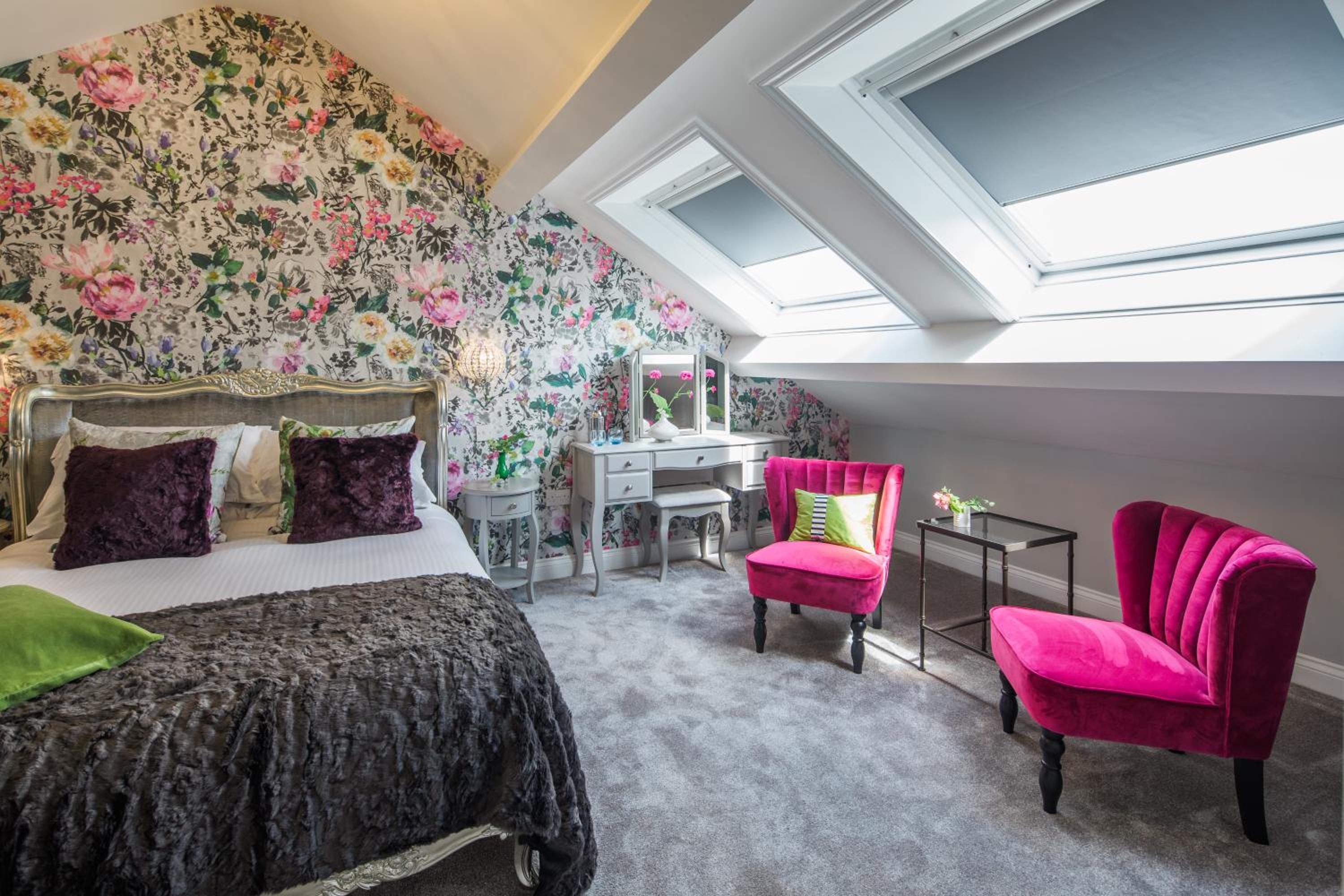 Grand Deluxe Super King Ensuite Room