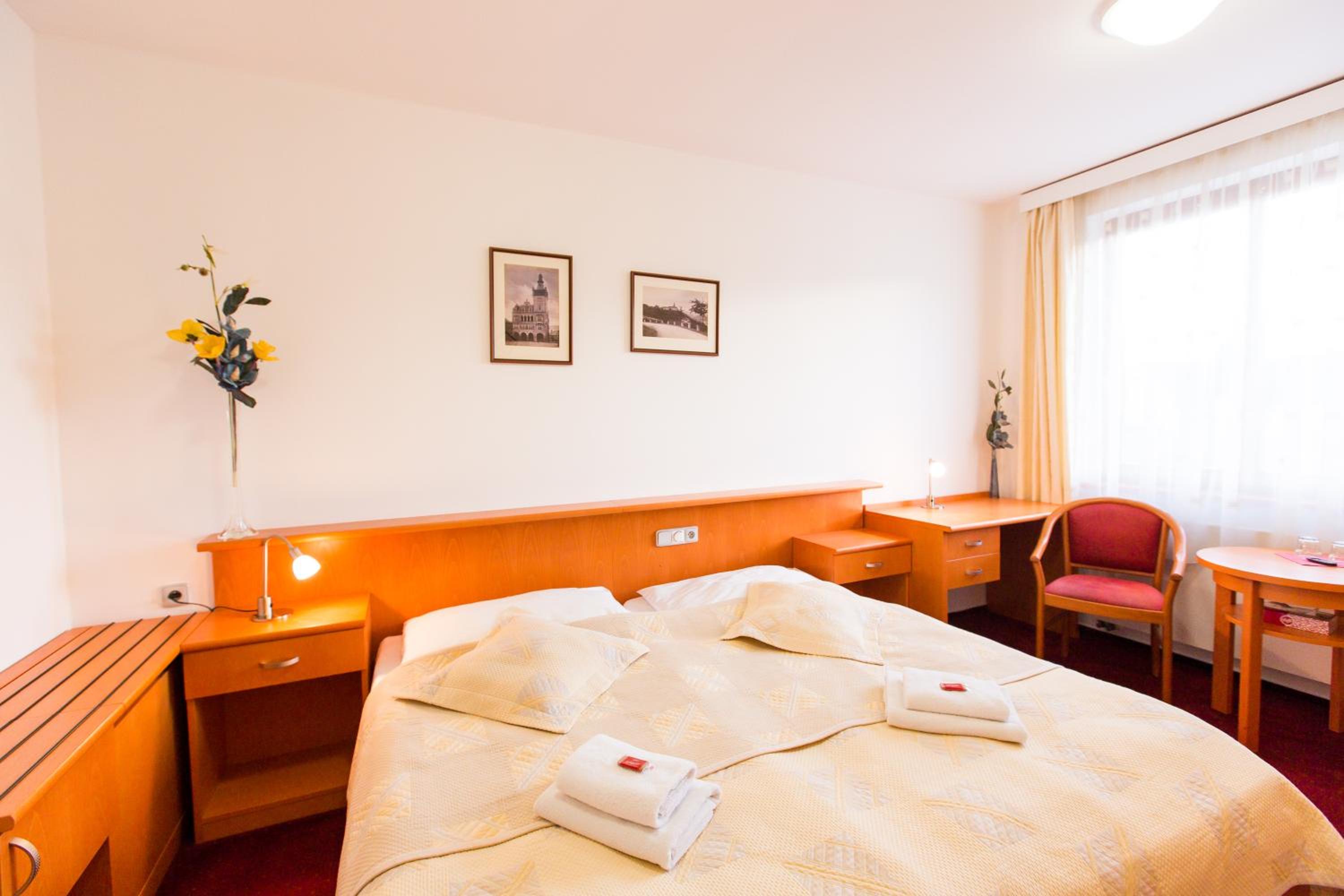 Double or Twin Room photo 1