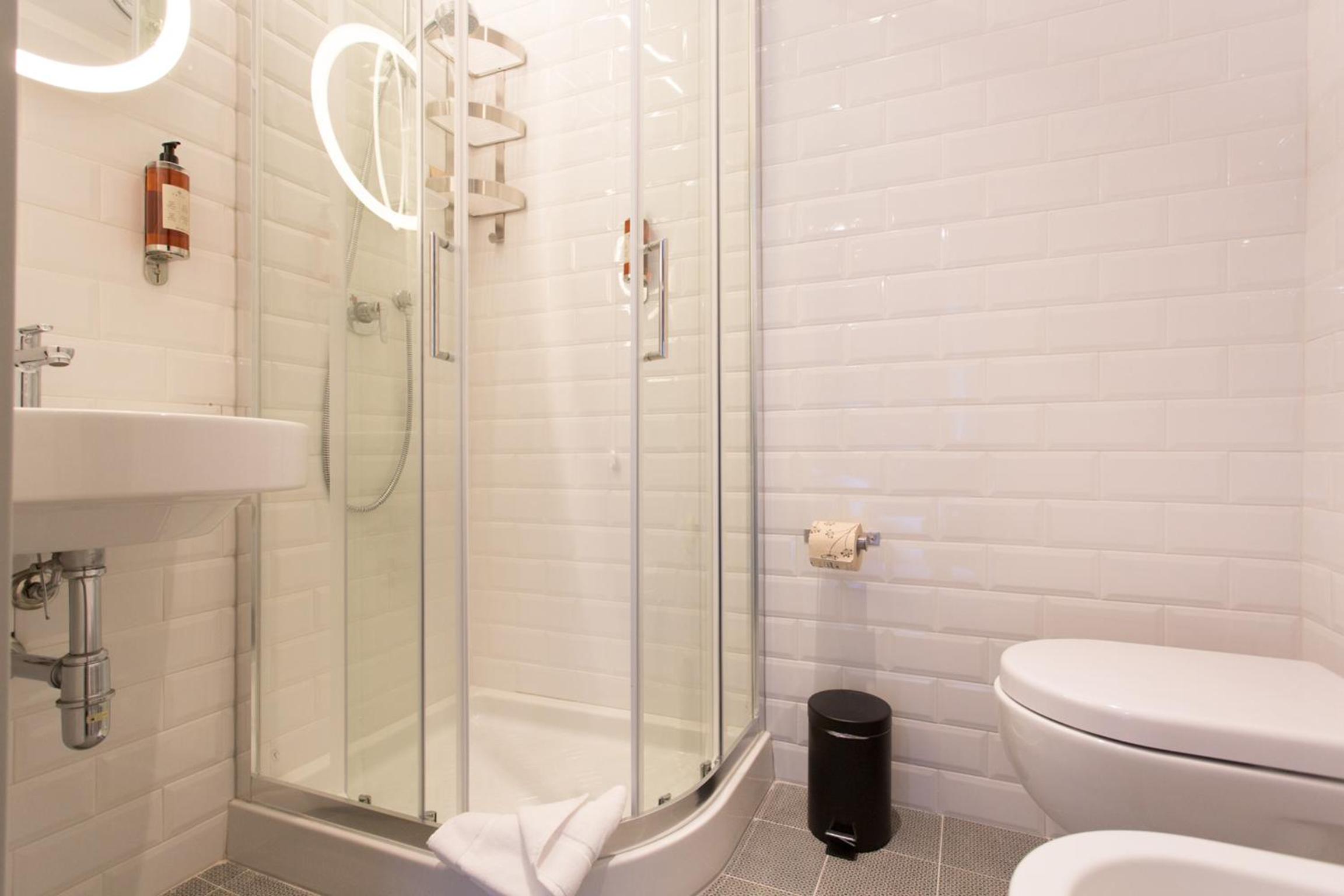 Small Double Room photo 3