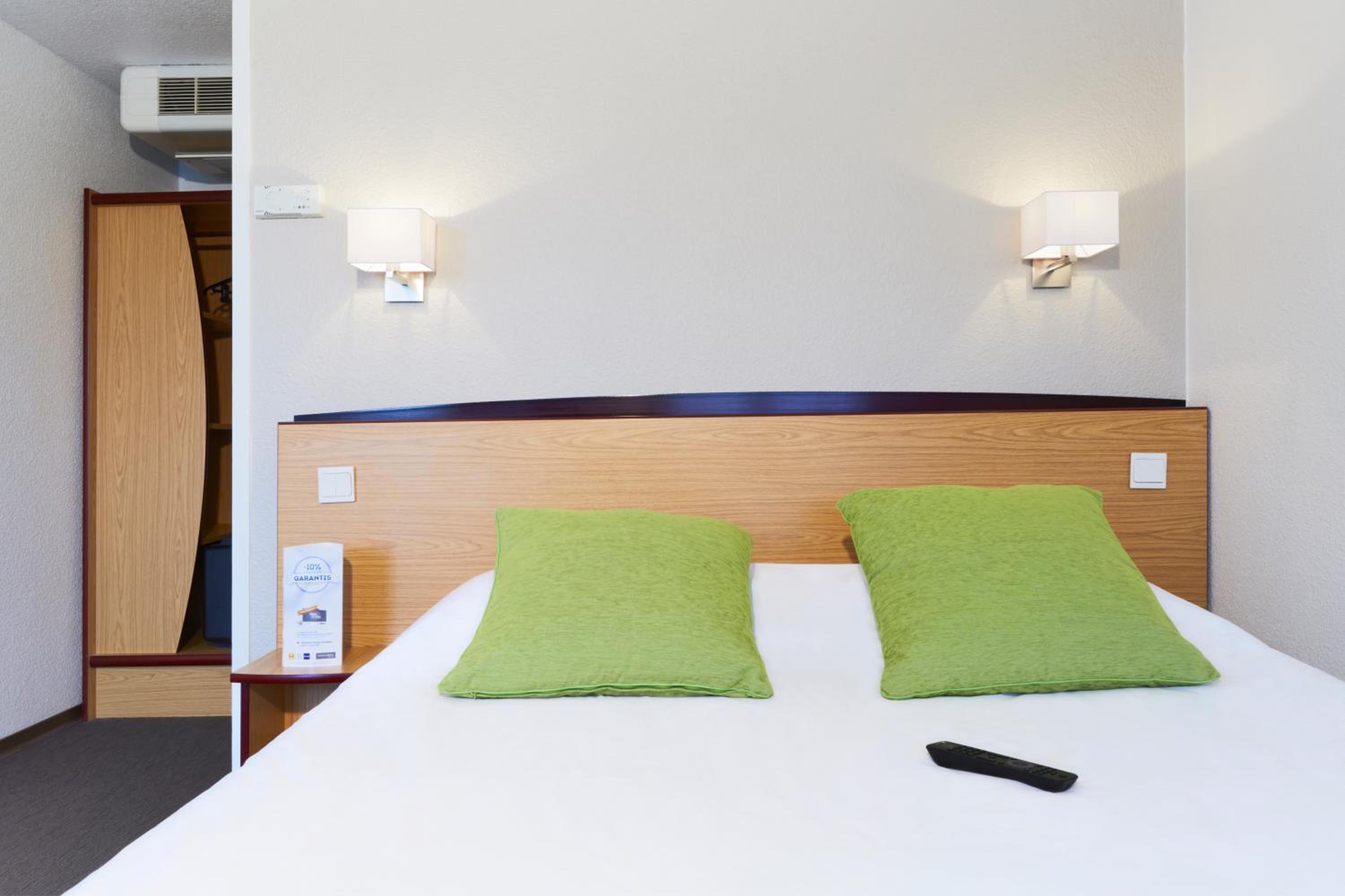Double Room - Photo 5
