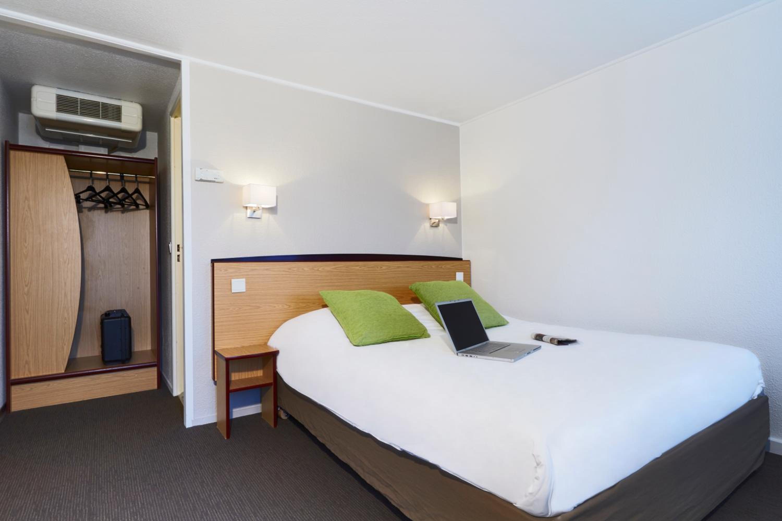 Double Room - Photo 9