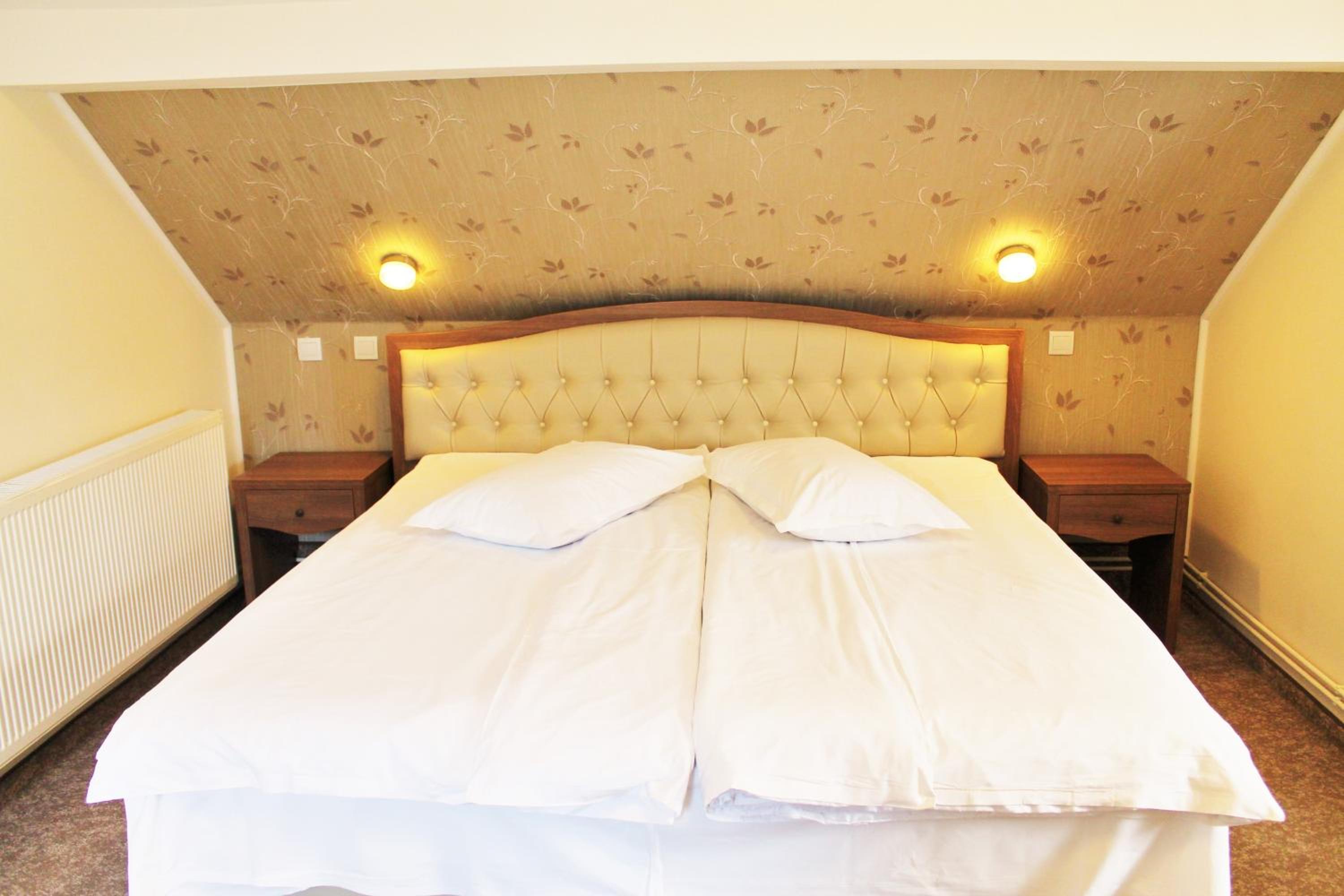 Double or Twin Room photo 1