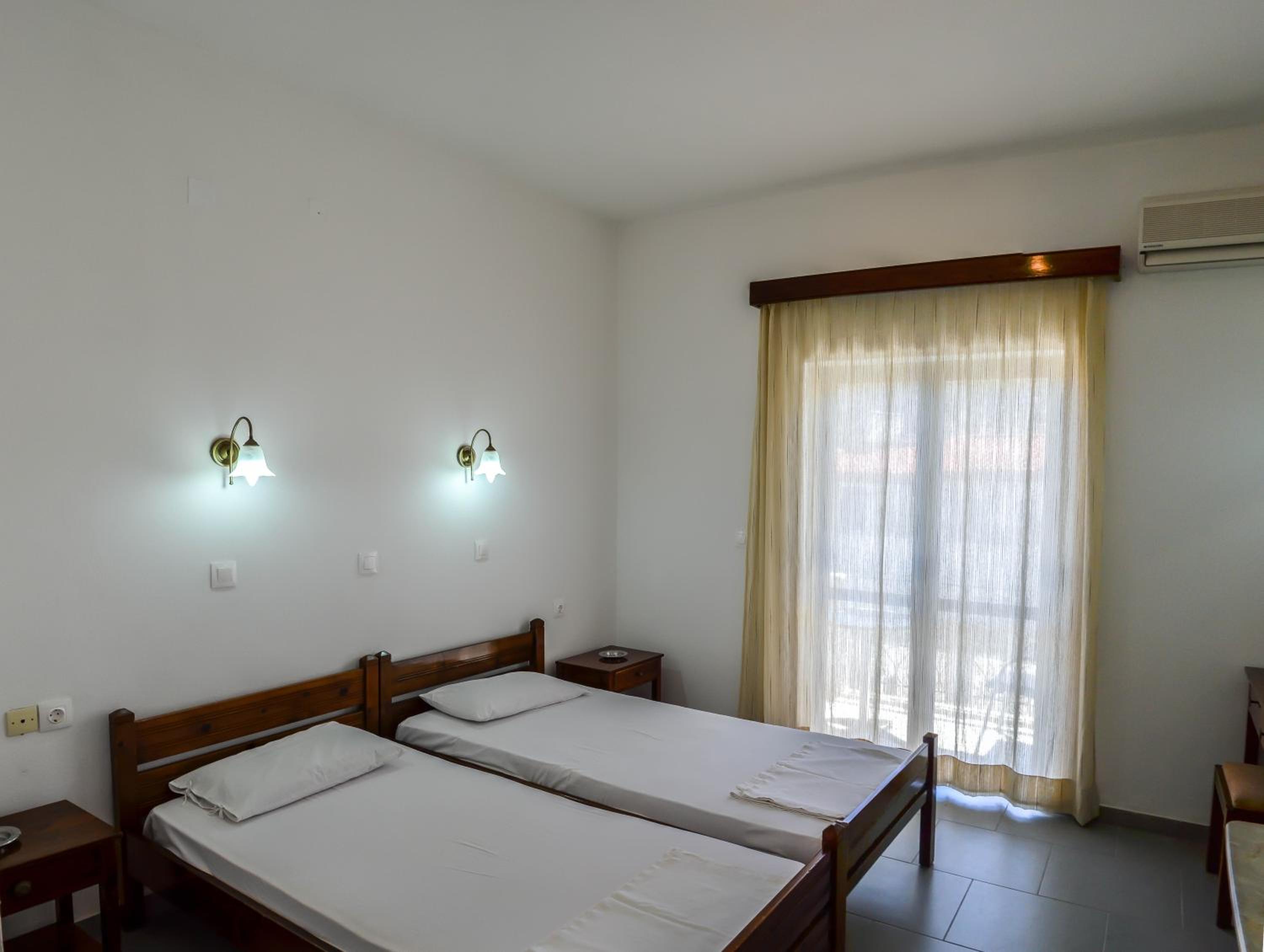 Studio (2 Adults) with Sea View