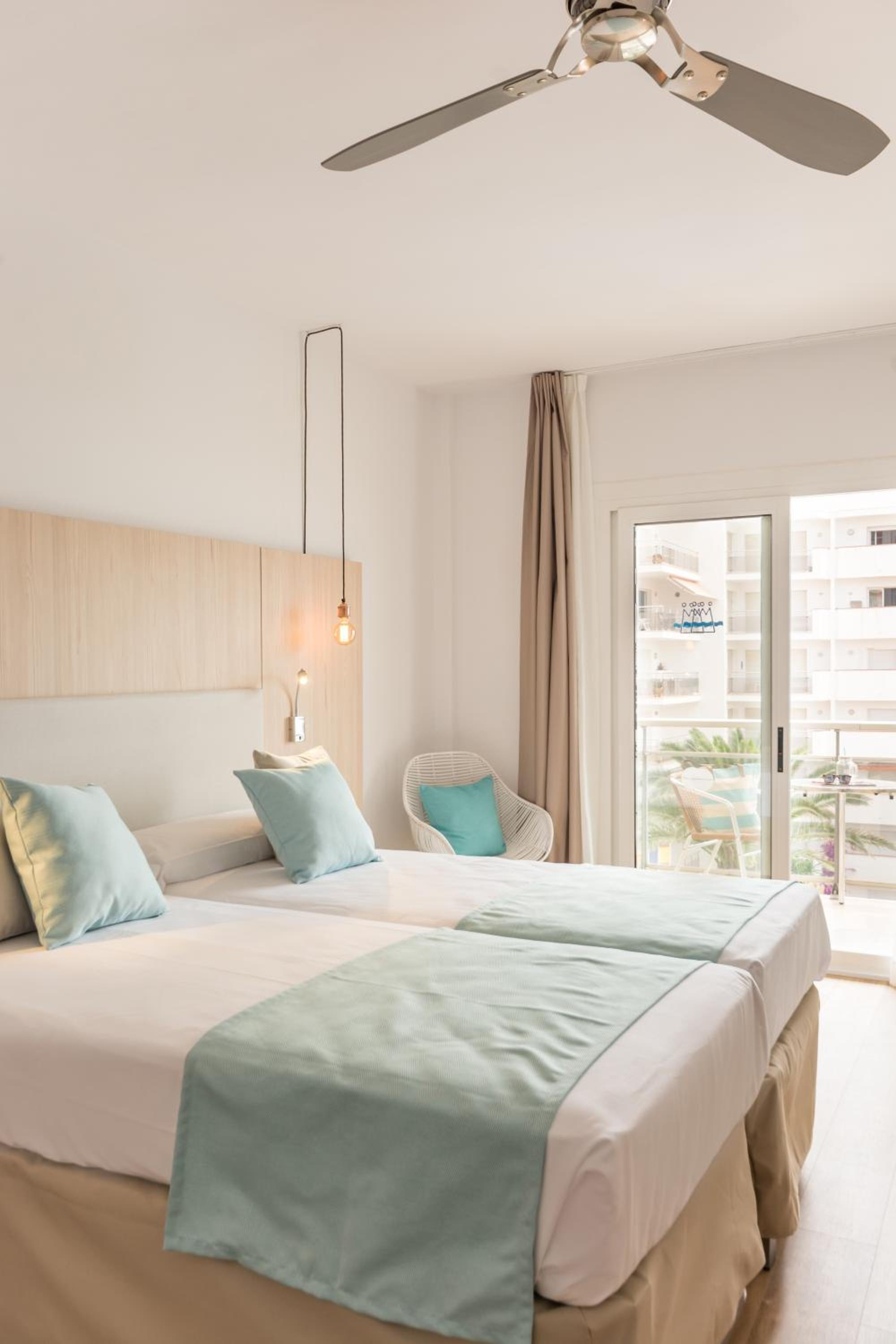 Double Room - Photo 4