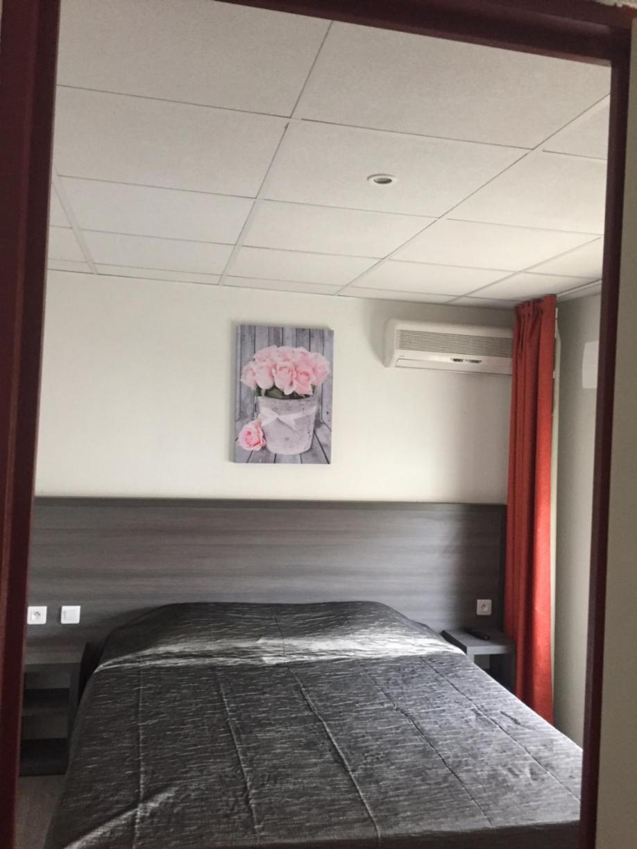 Double Room - Photo 5