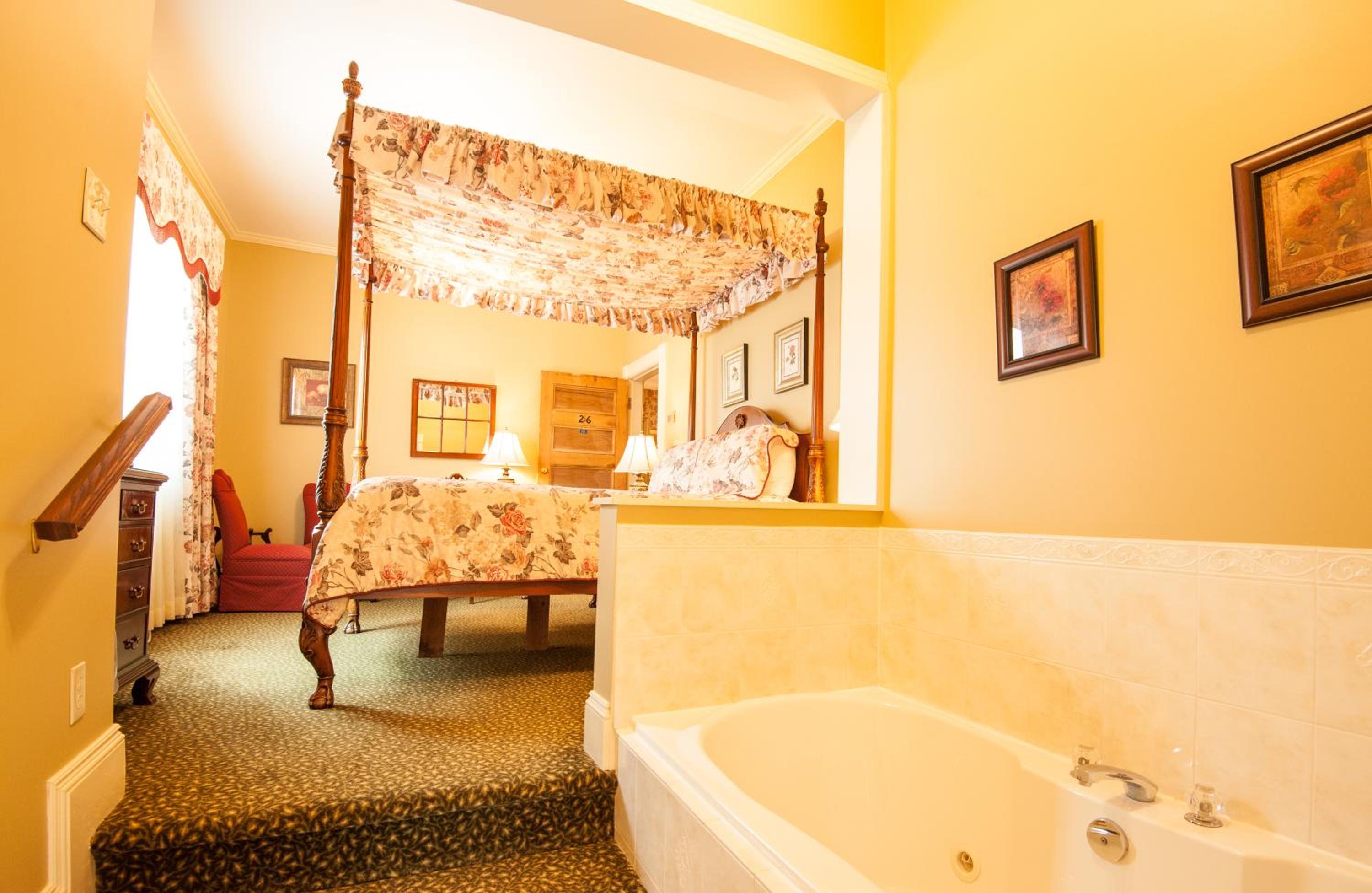 Queen Room