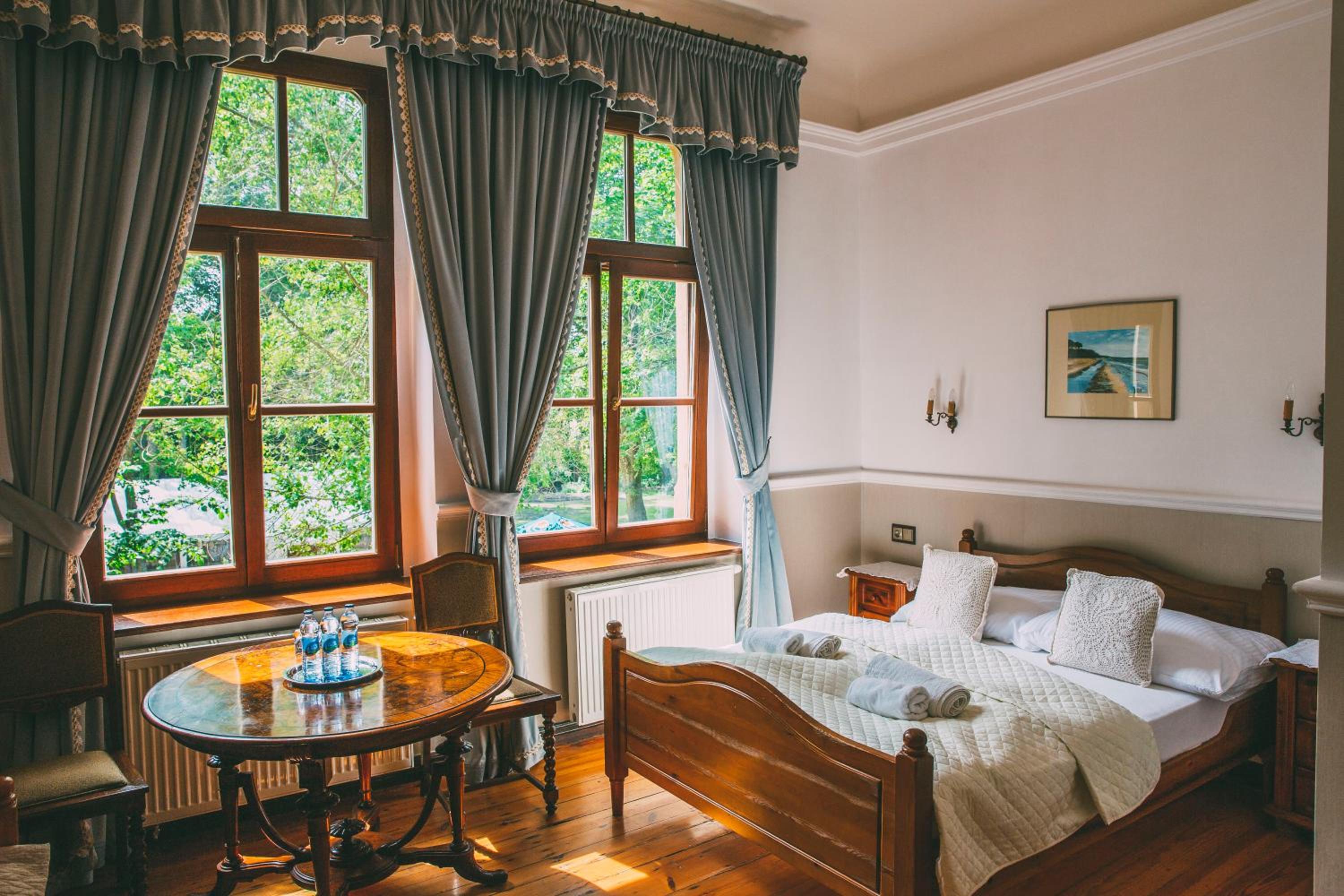 Superior Double or Twin Room photo 2