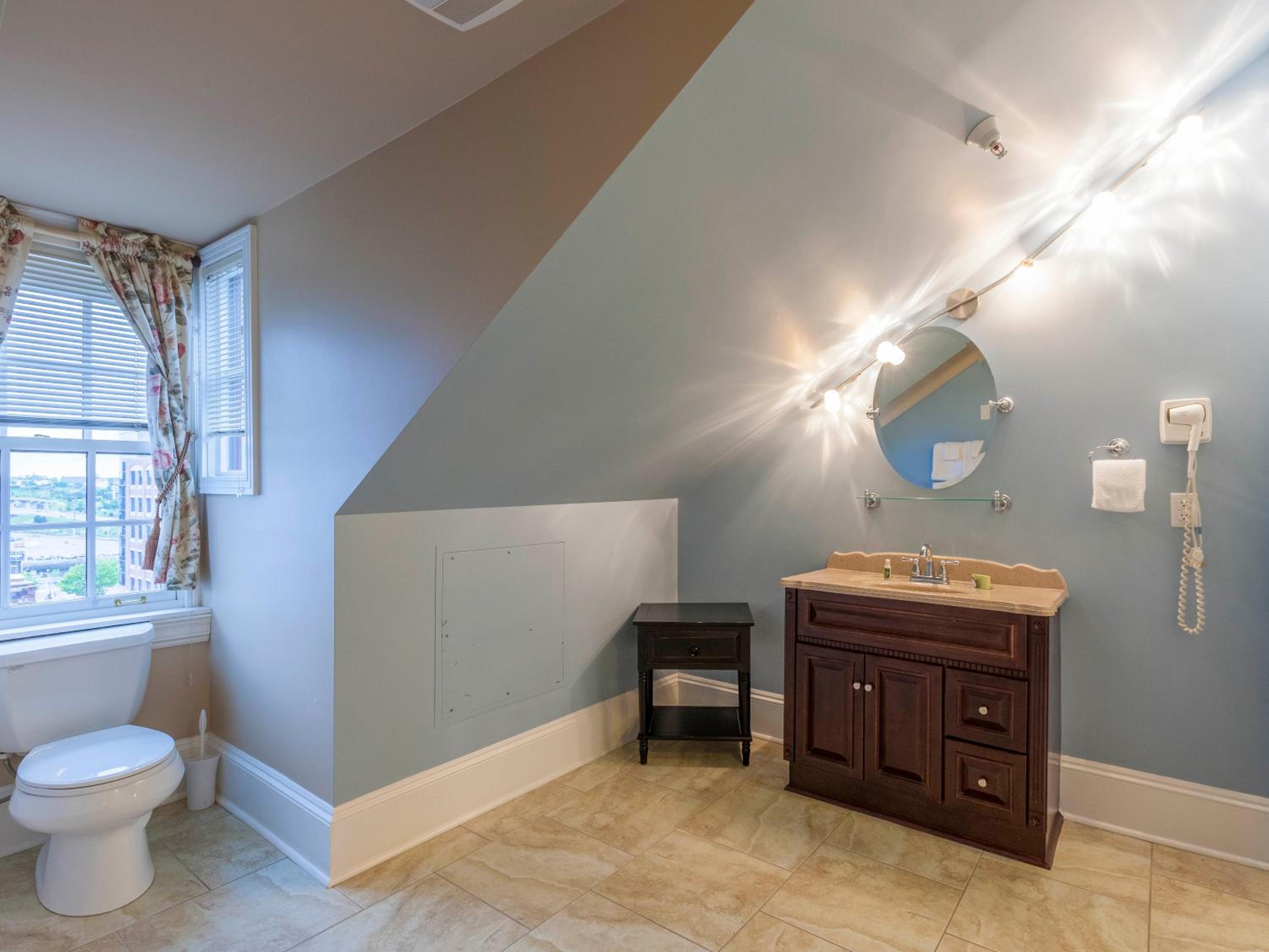 One-Bedroom Suite