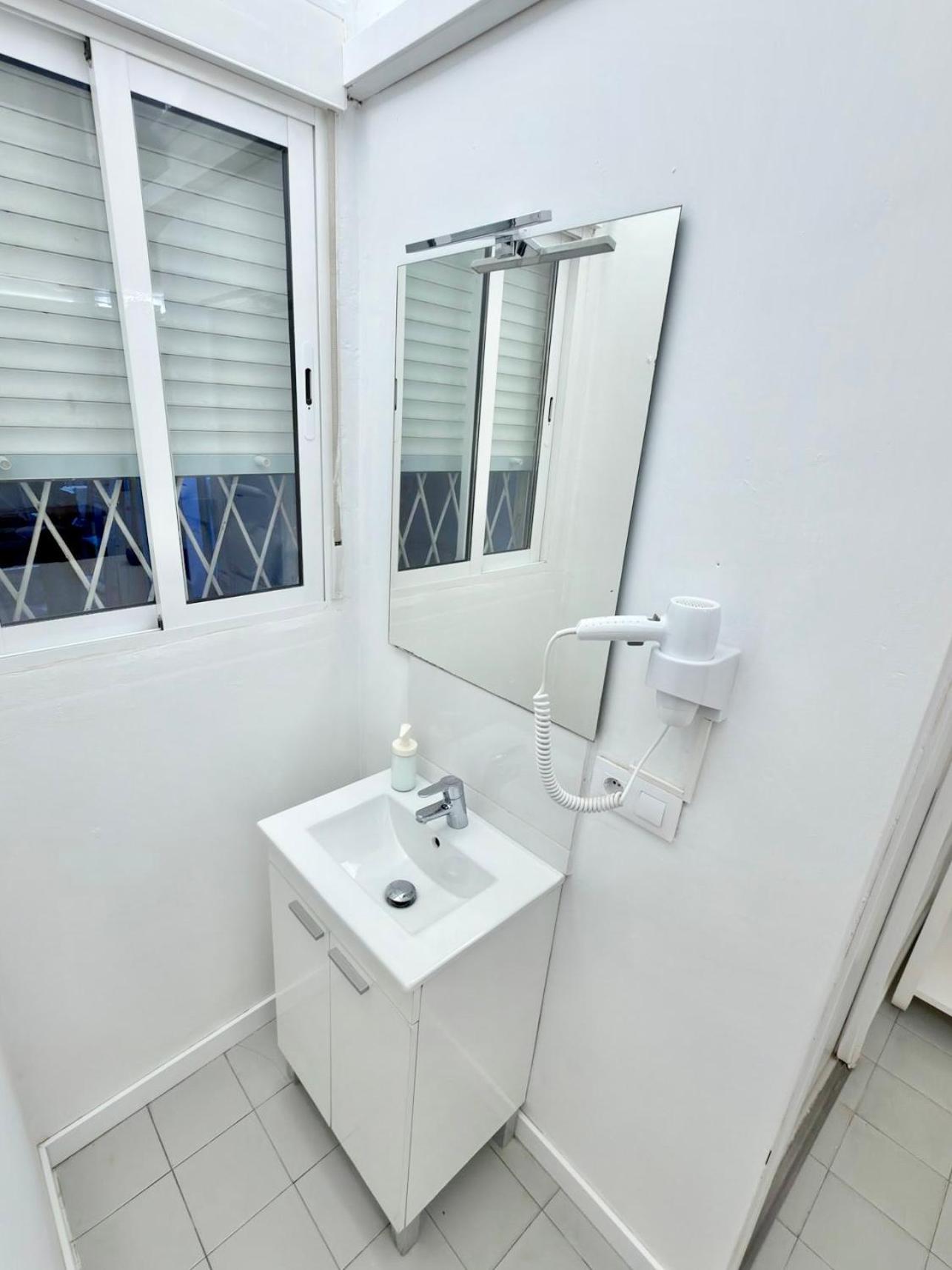 Small Double Room photo 2