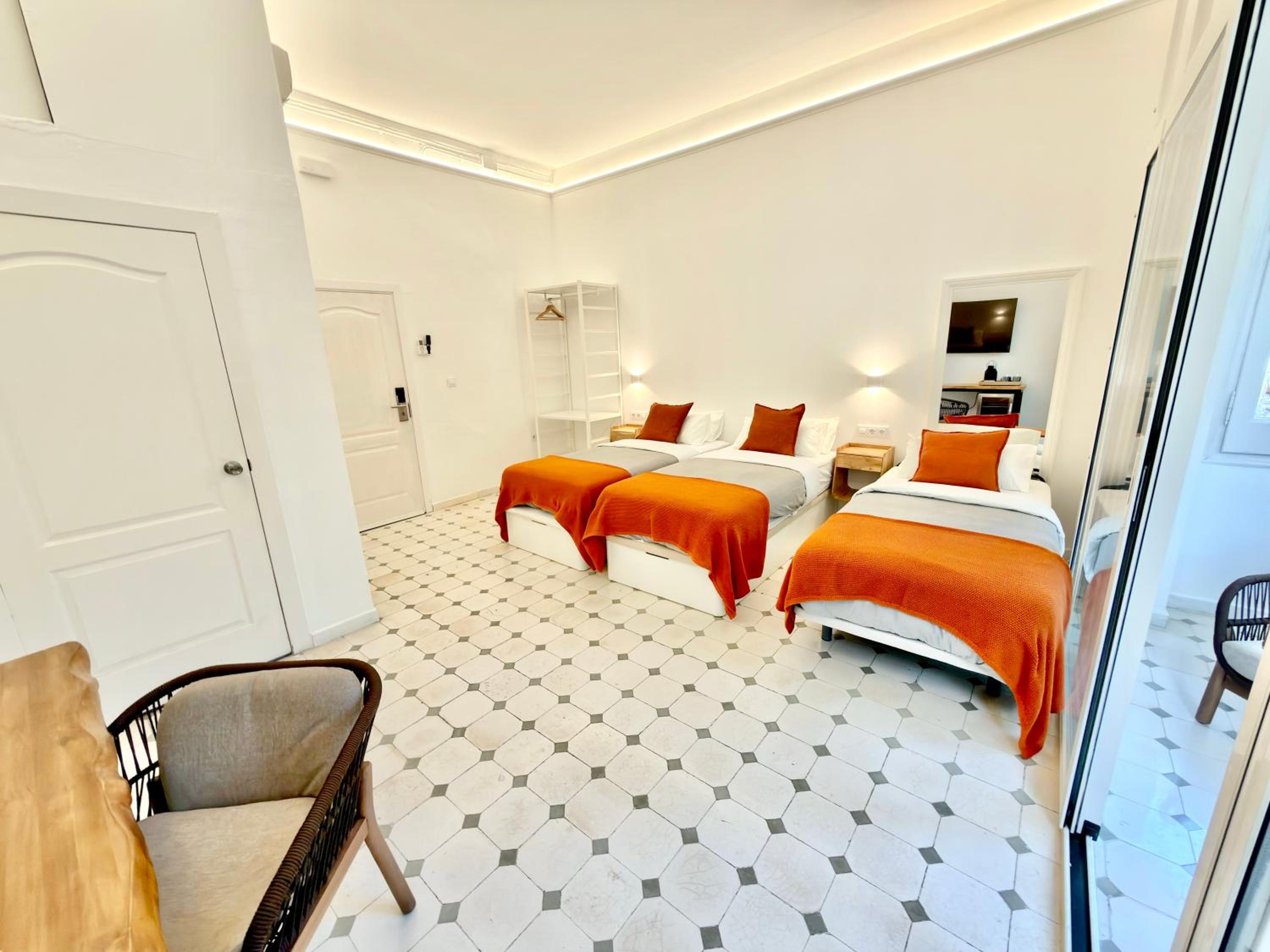 Triple Room with Private Bathroom photo 1
