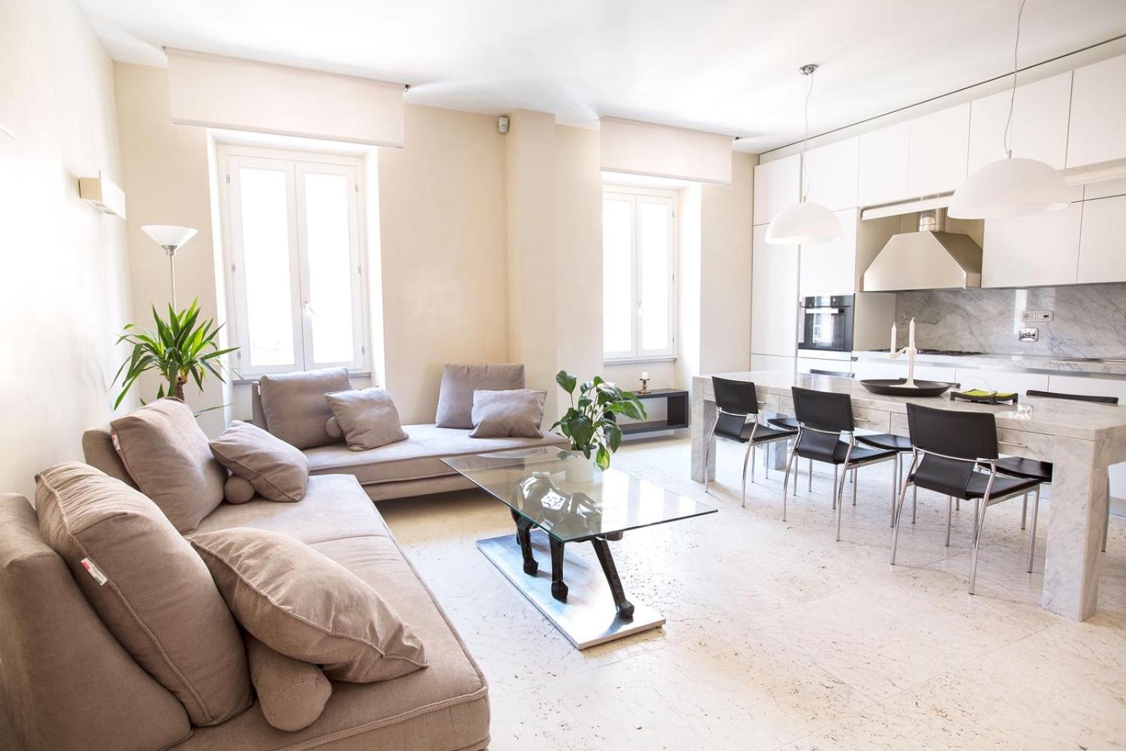 Deluxe One-Bedroom Apartment