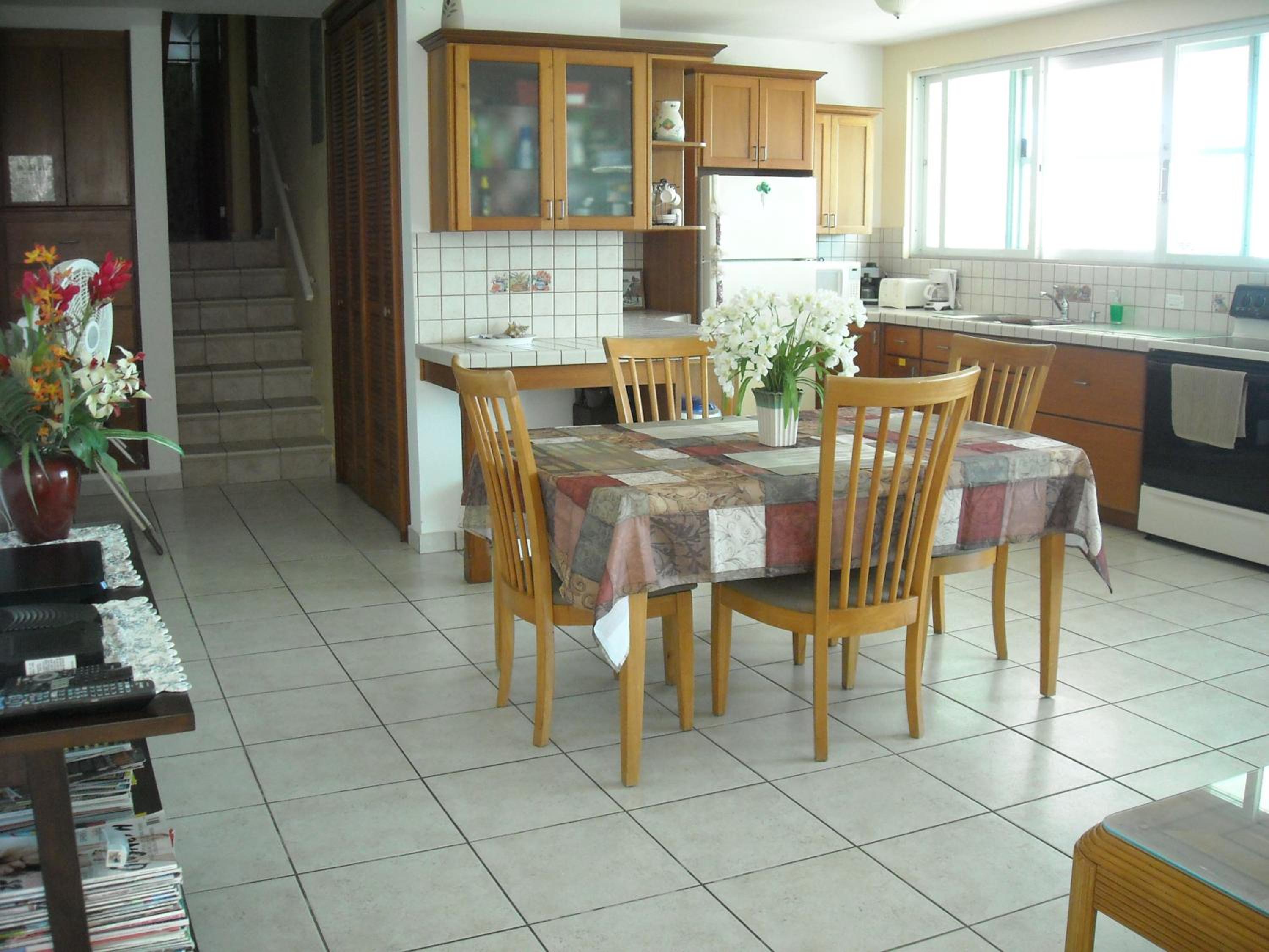Apartment with Balcony photo 2
