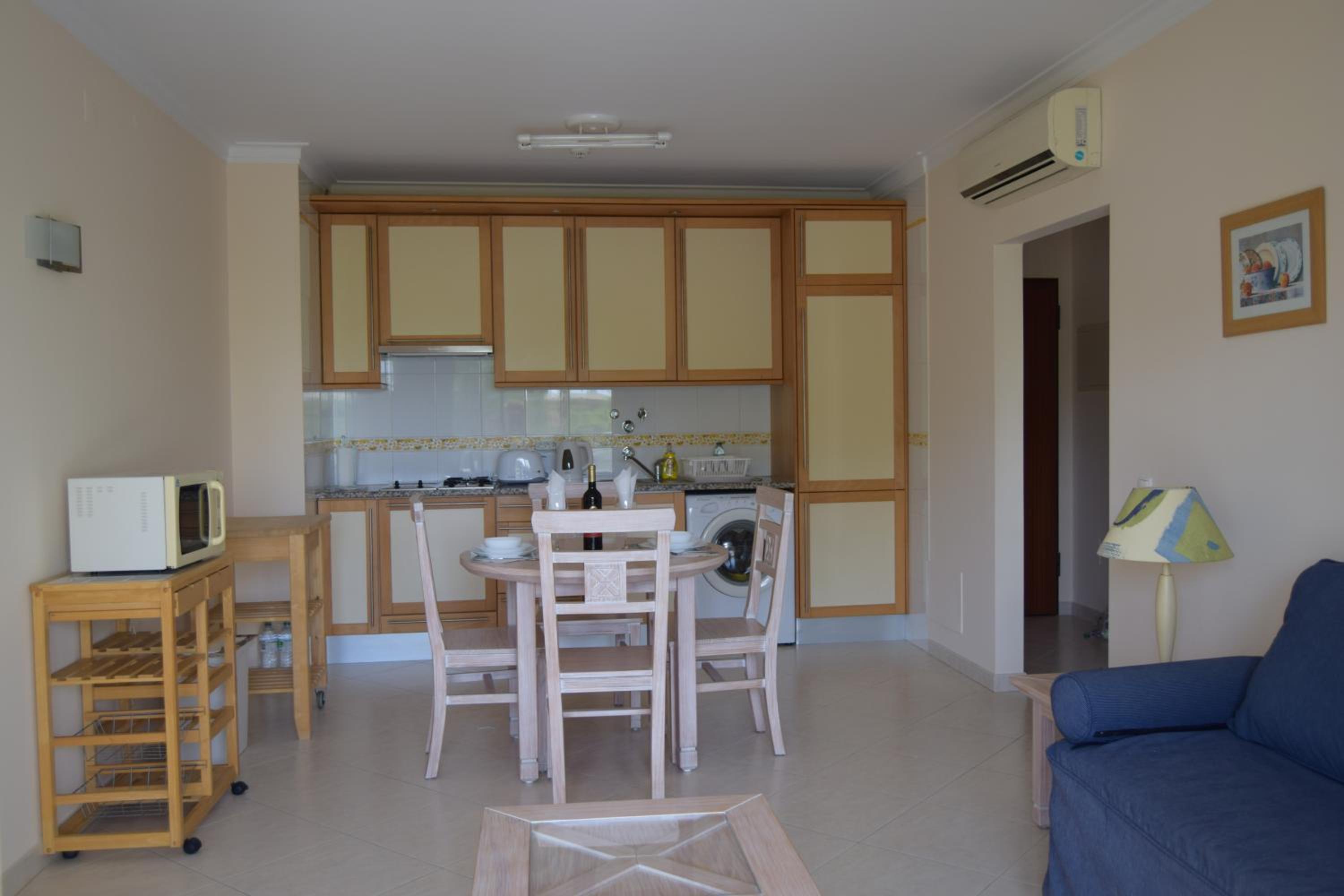 Apartment with Pool View  photo 3