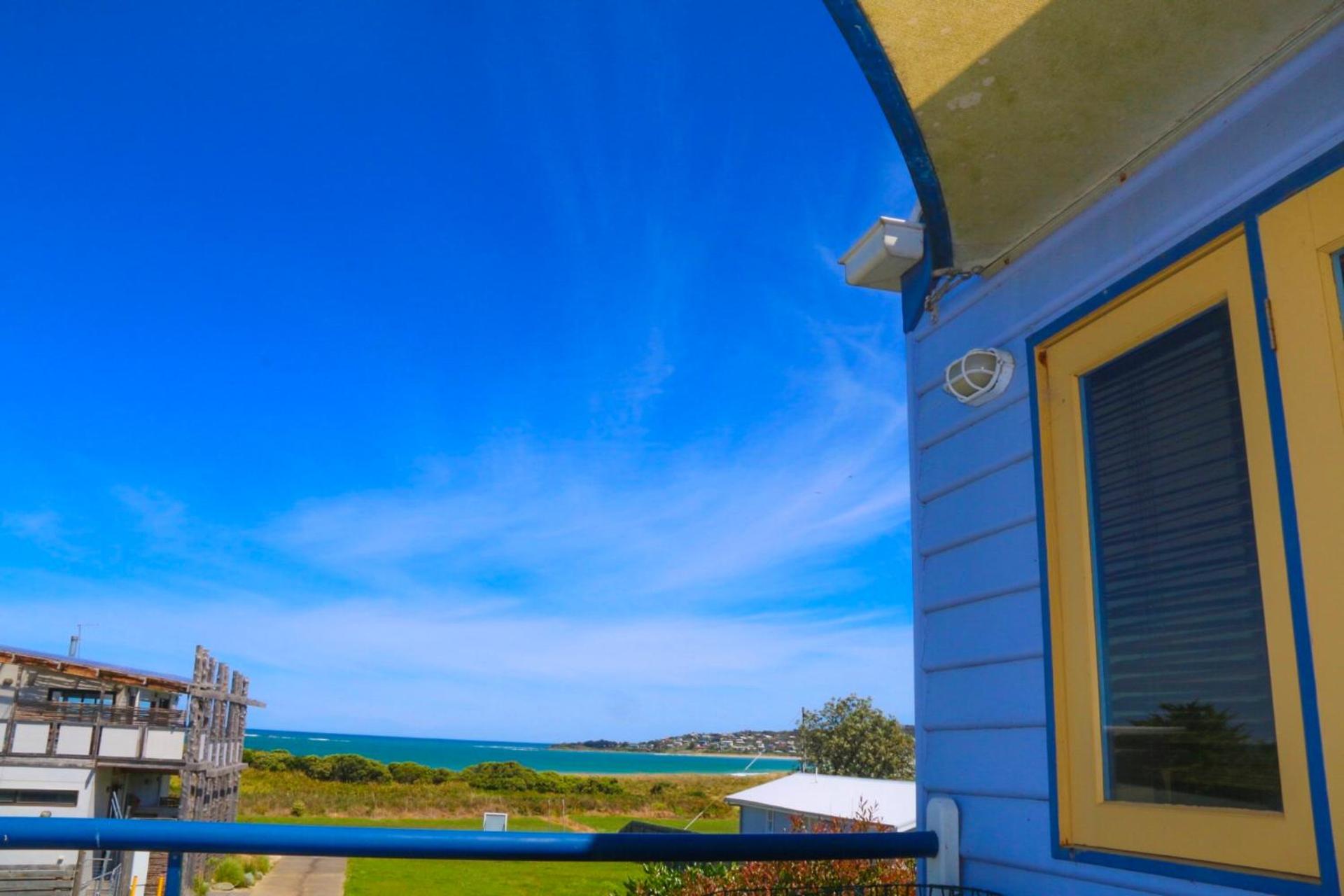 Three-Bedroom Beach Villa with Terrace