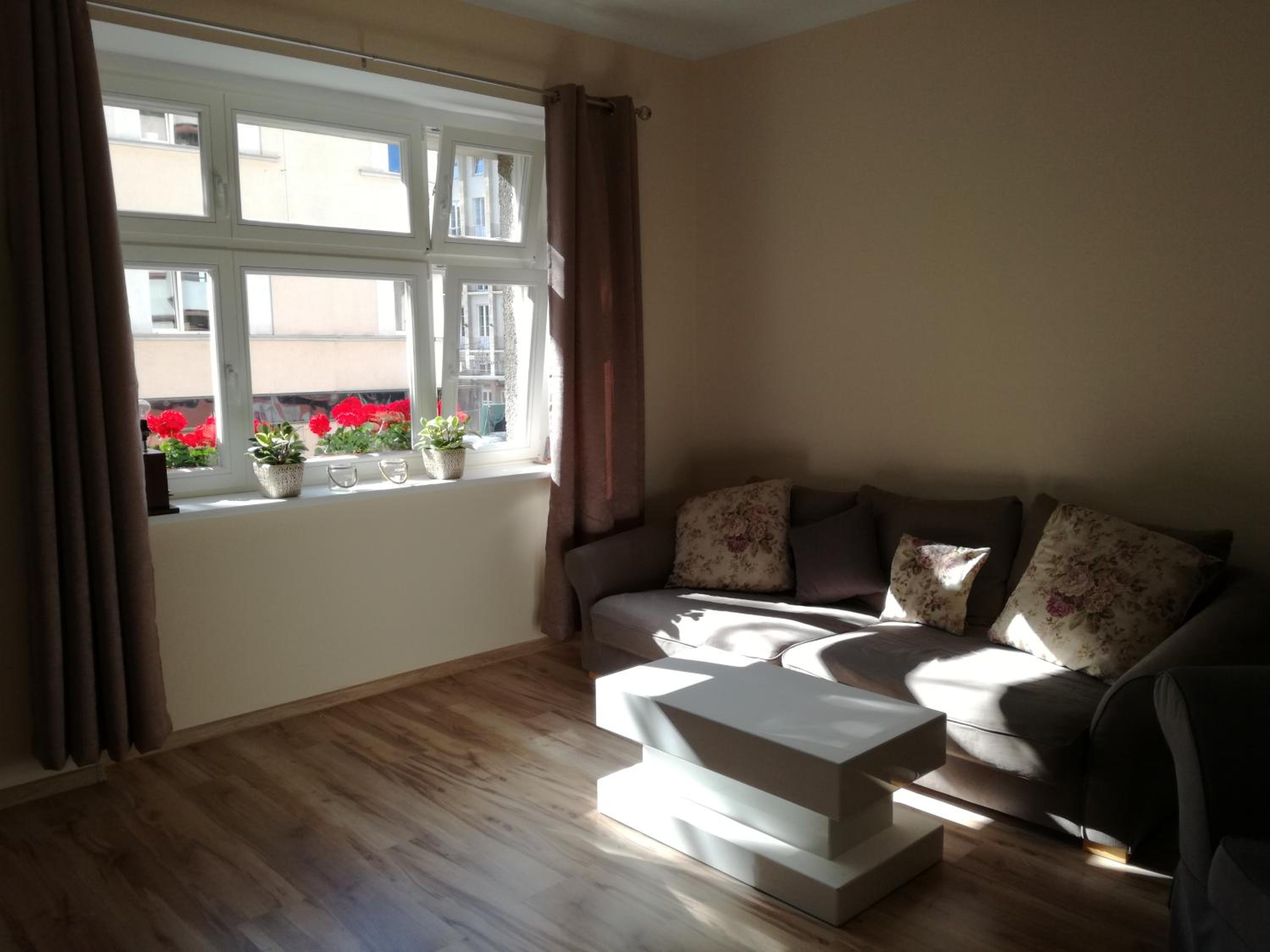 Two-Bedroom Apartment - Photo 30