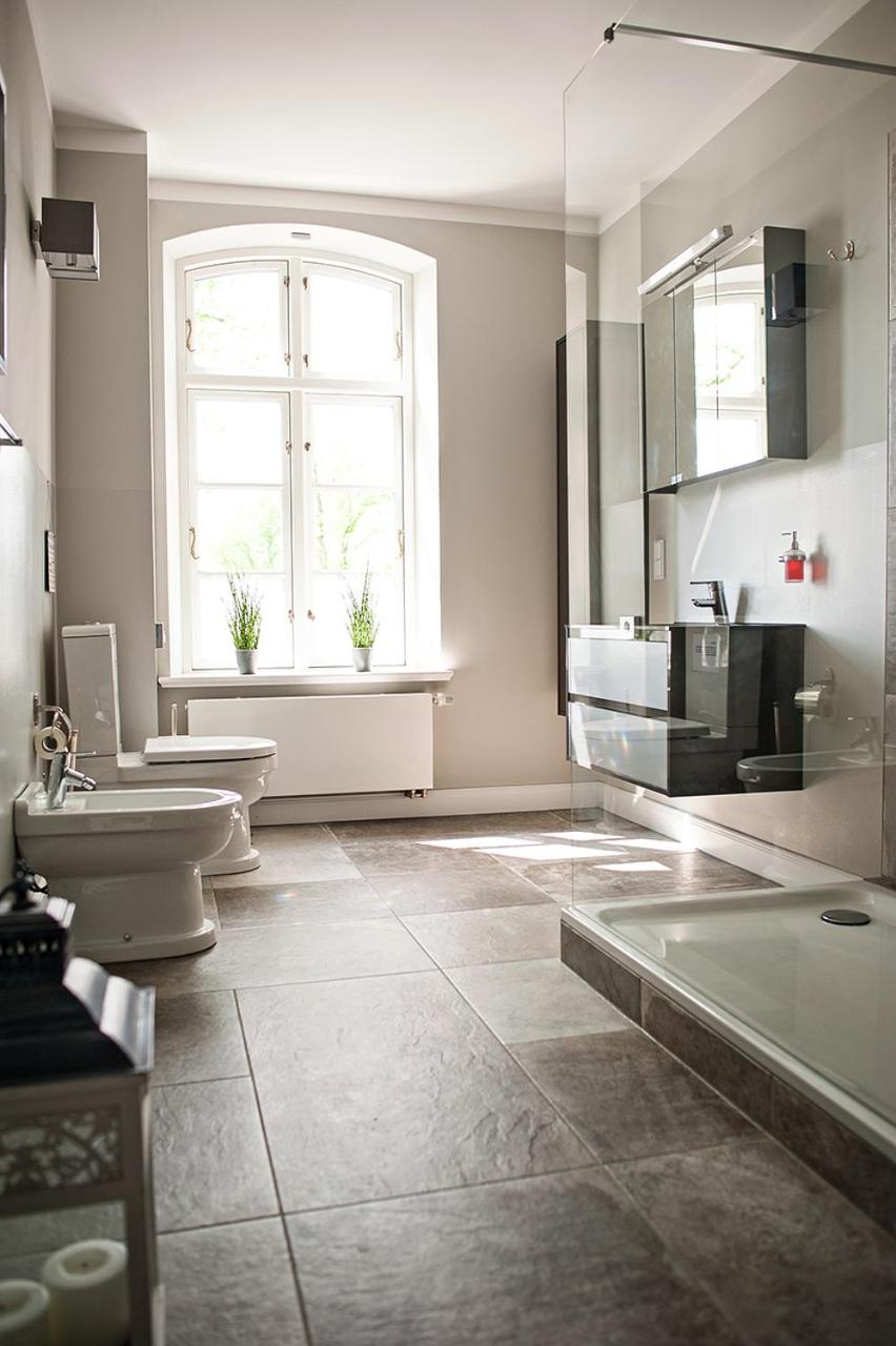 Deluxe Suite - Photo 6