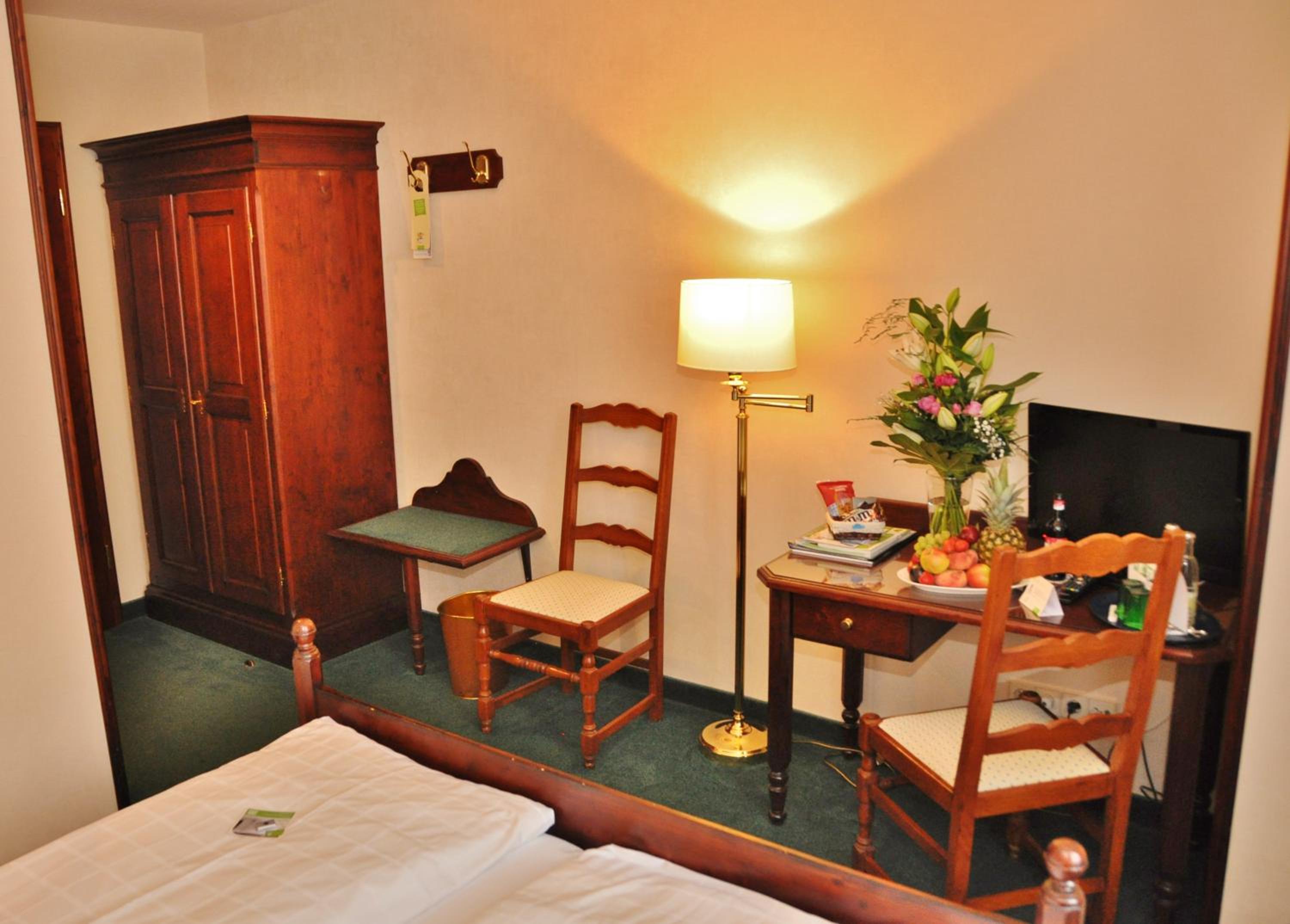 Standard Double Room photo 3