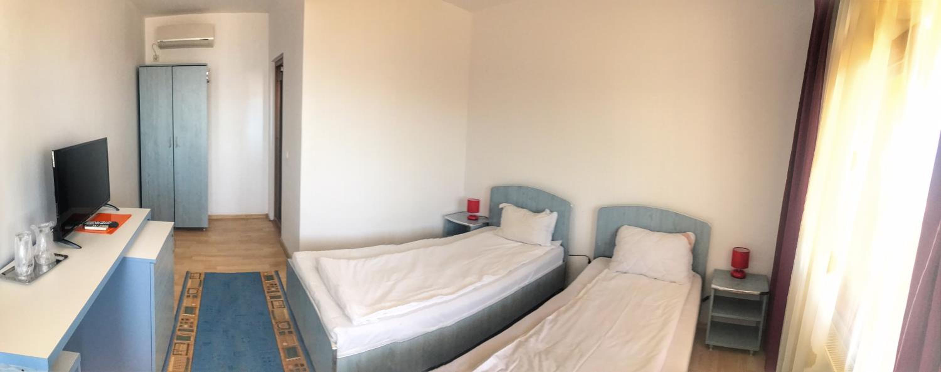 Twin Room with Terrace photo 1