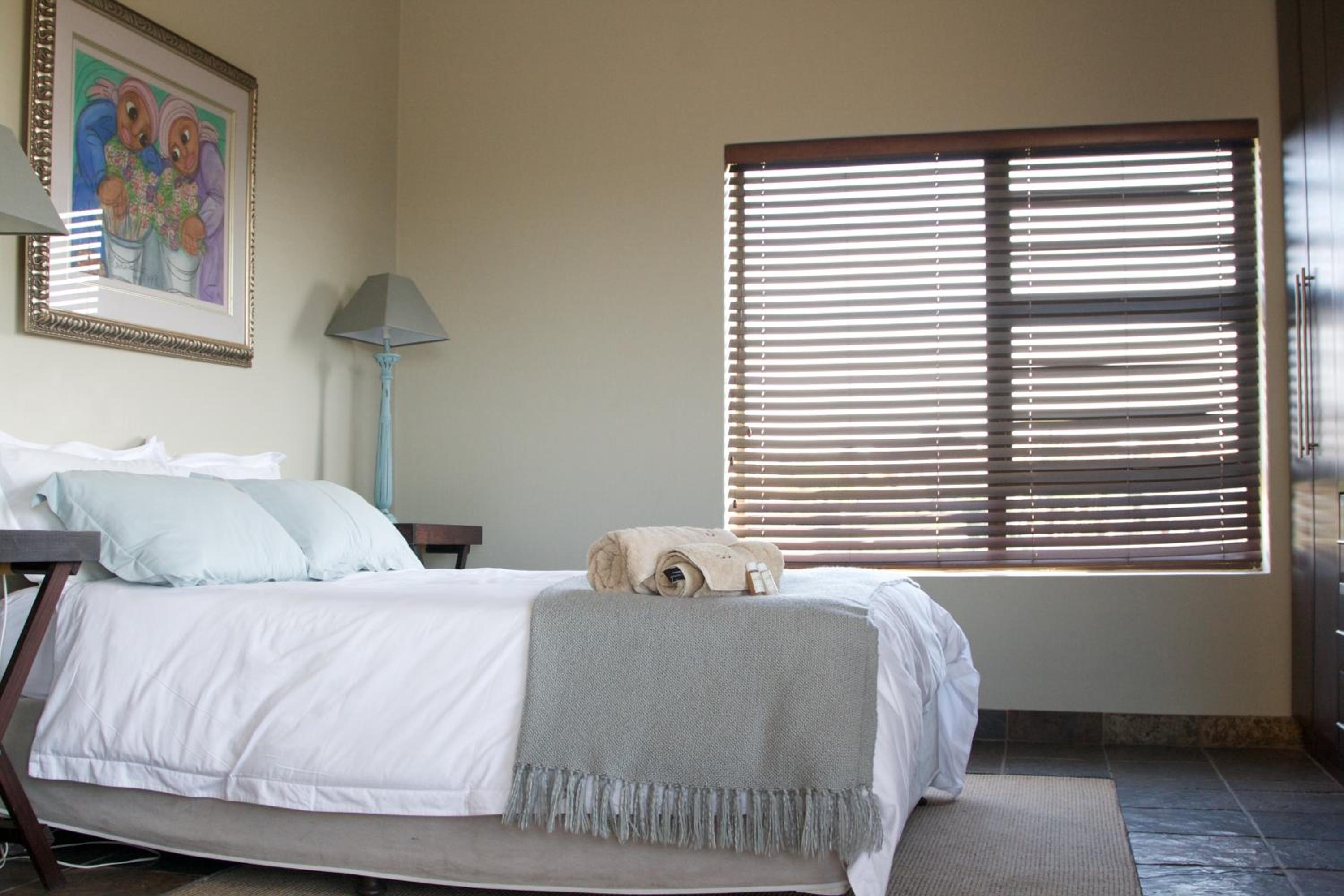 Queen Room with Sea View photo 1