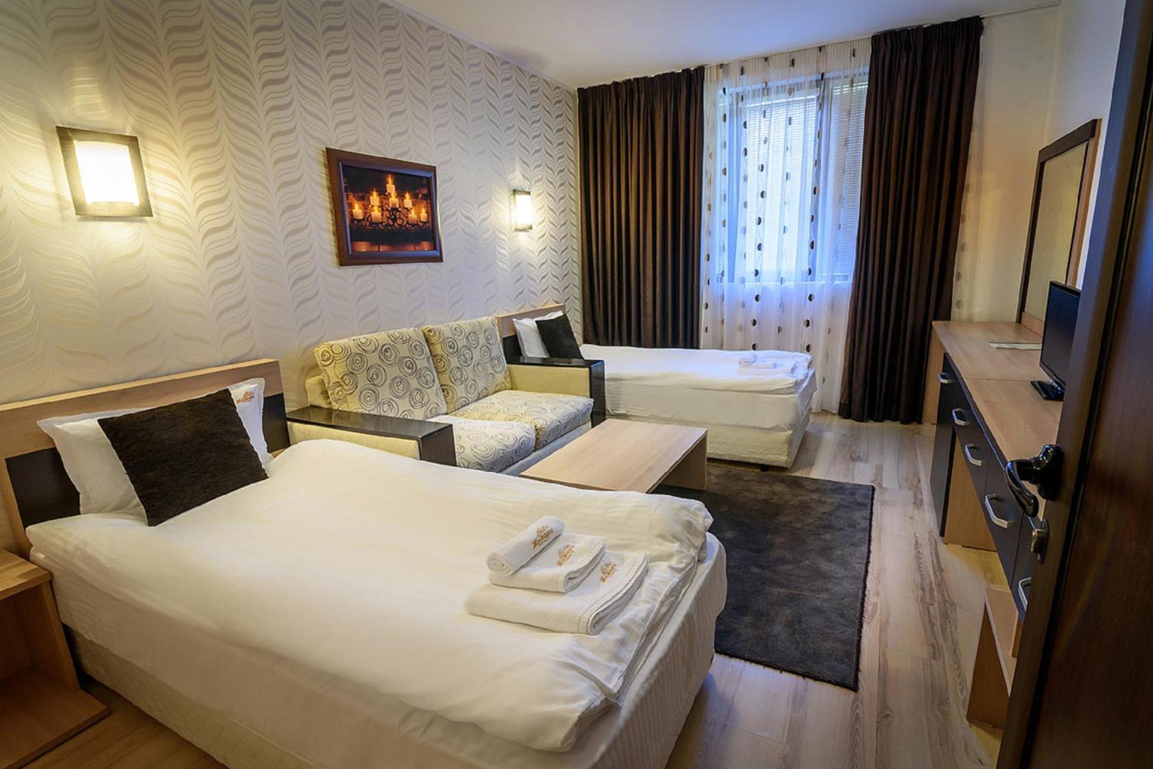 Double or Twin Room photo 1
