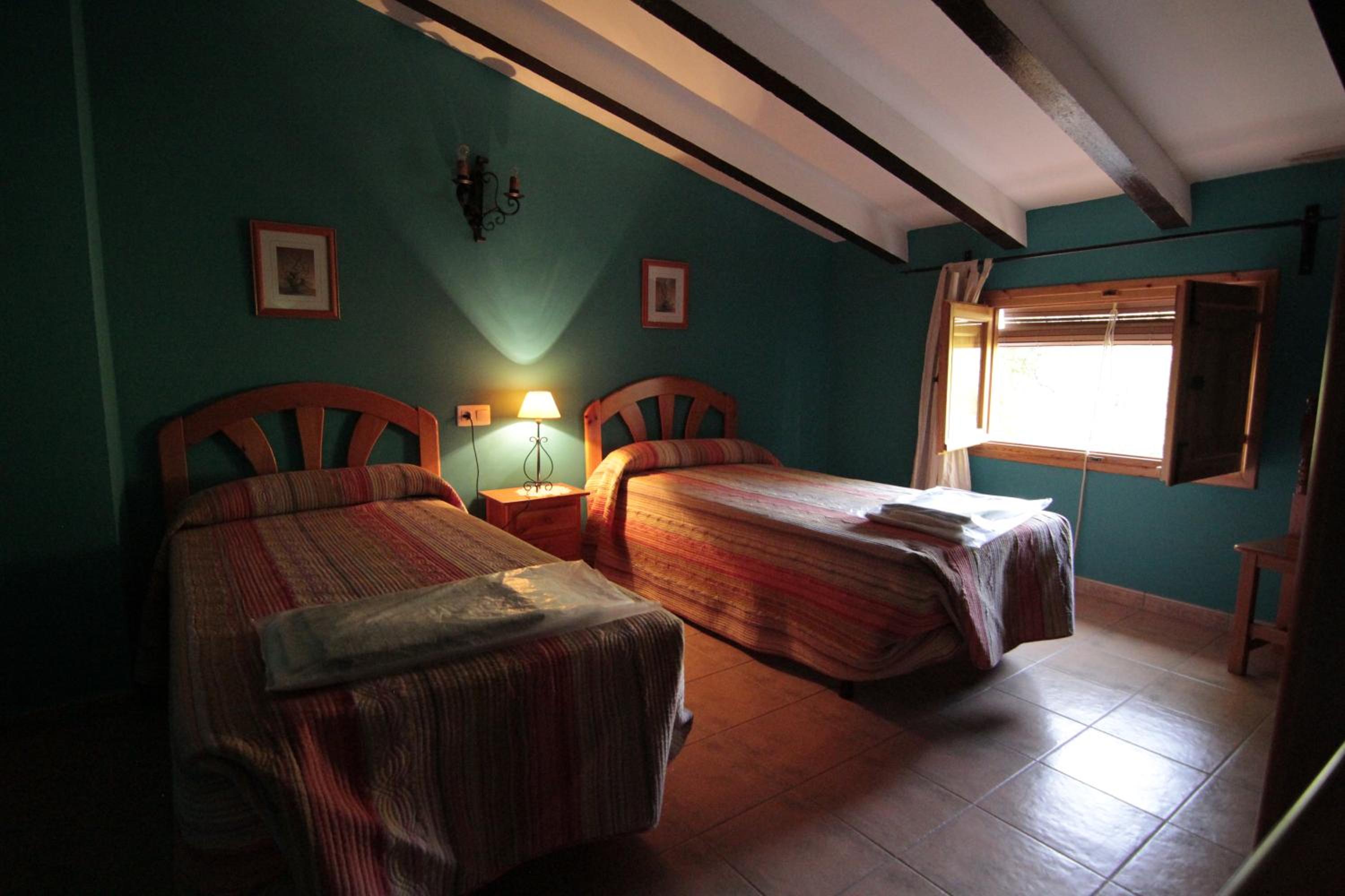 Casa adosada de tres habitaciones