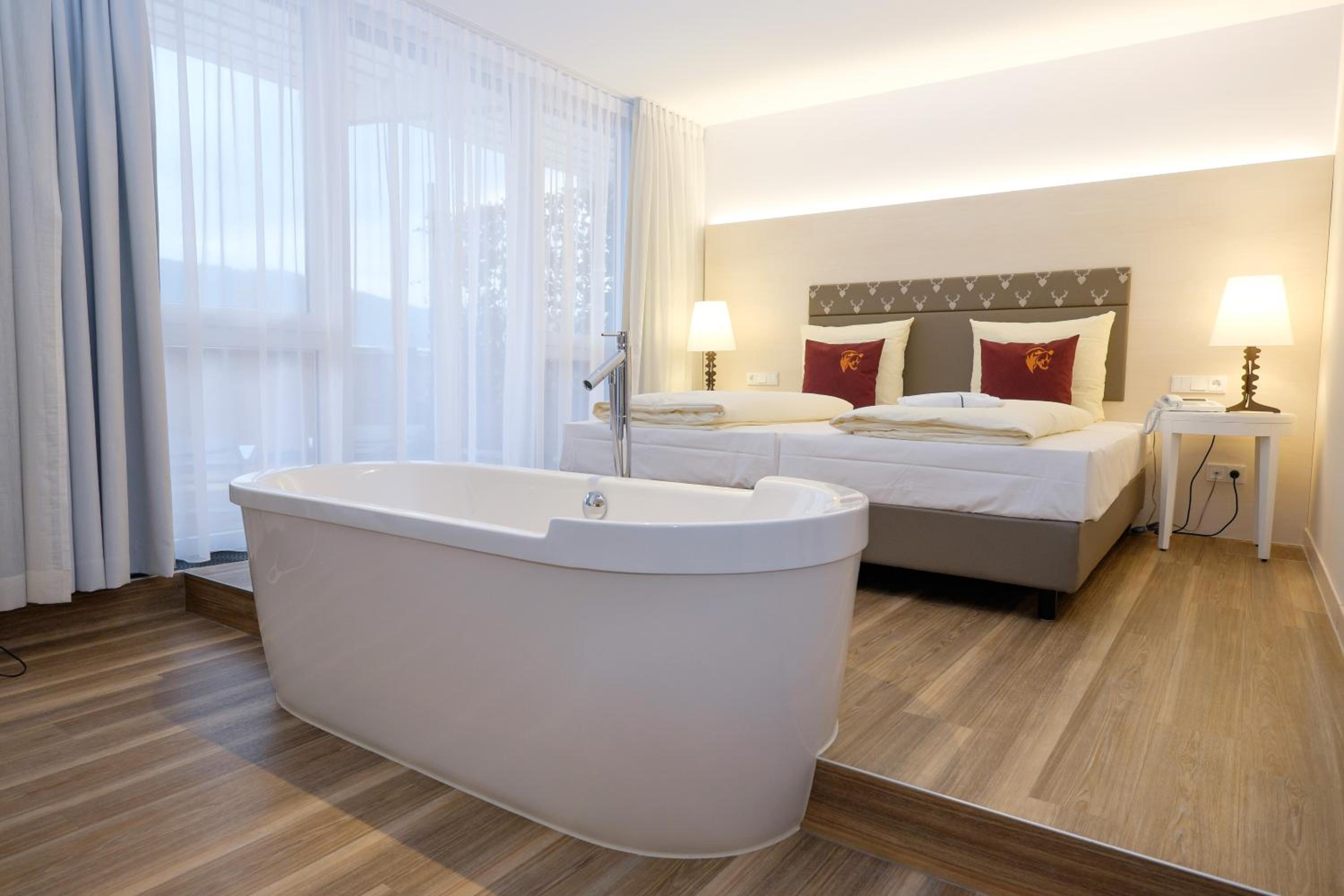 Junior Suite with Balcony photo 3