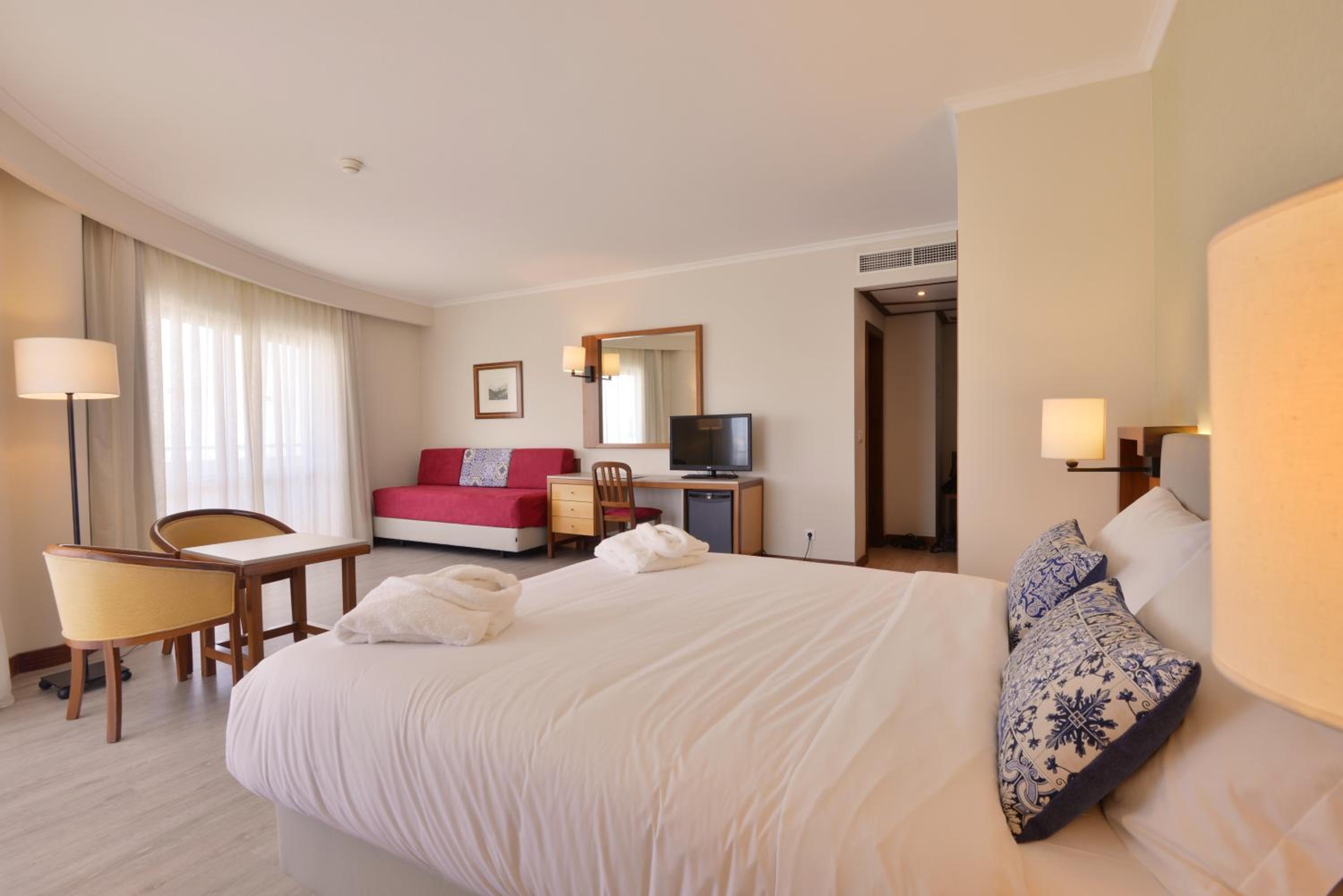 Premium Family Room