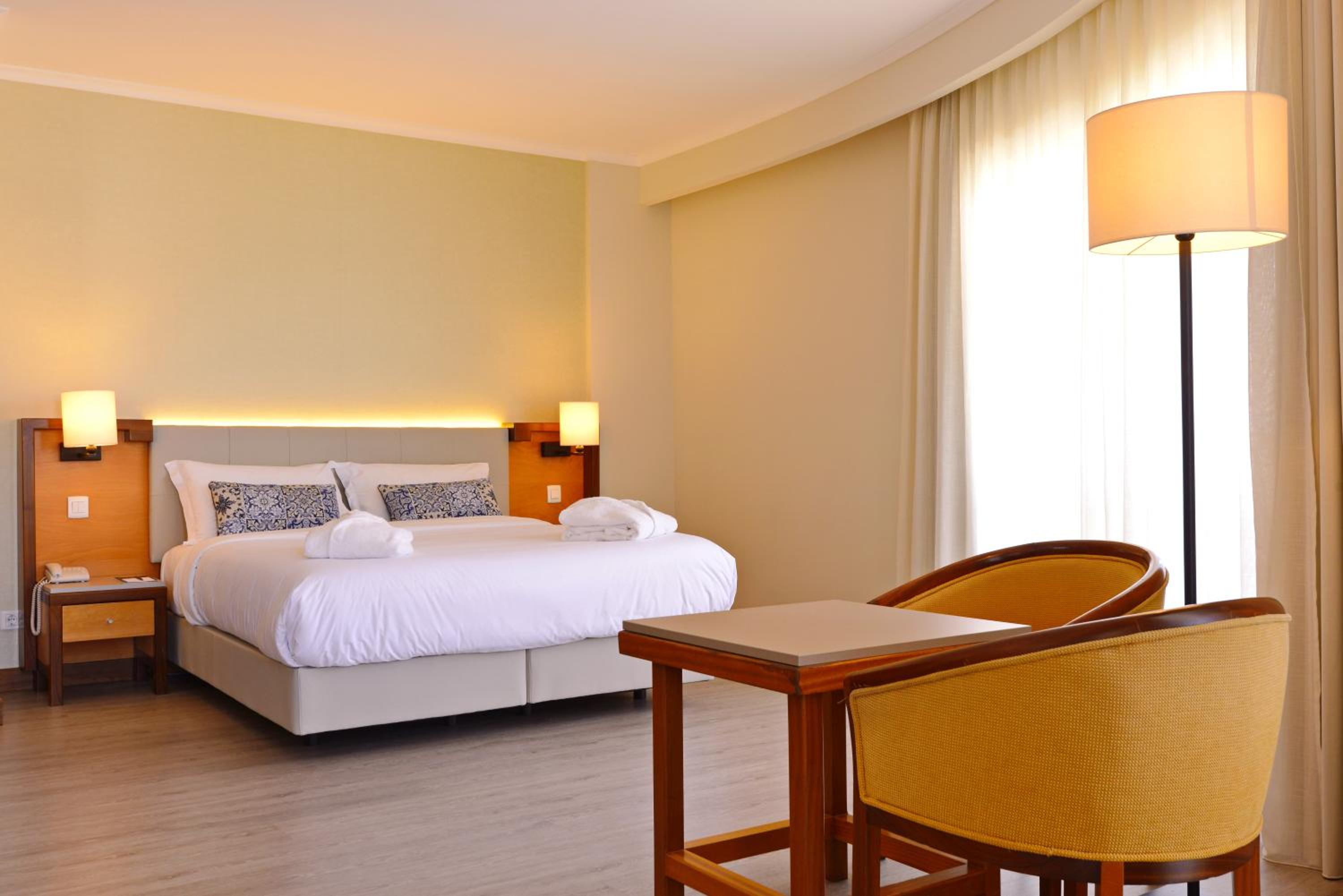 Premium Family Room