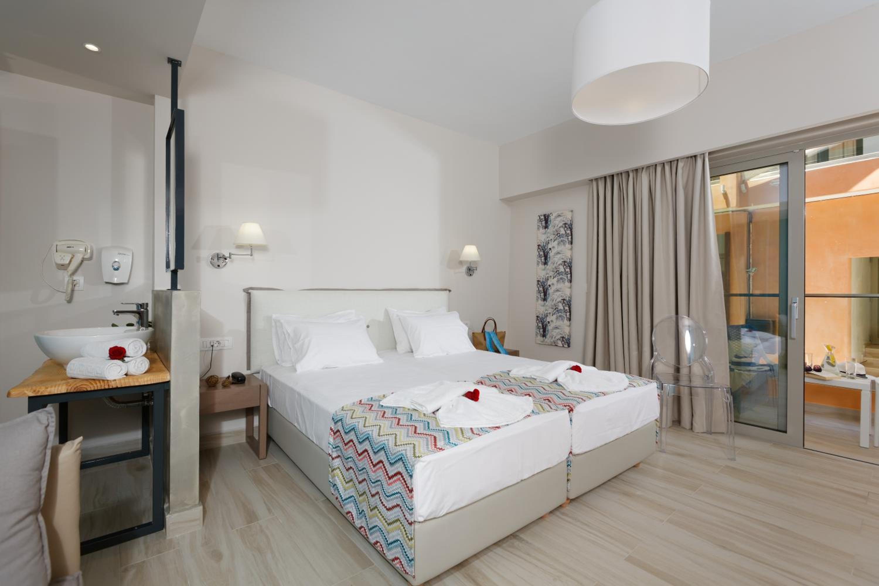 Superior Room - Photo 3