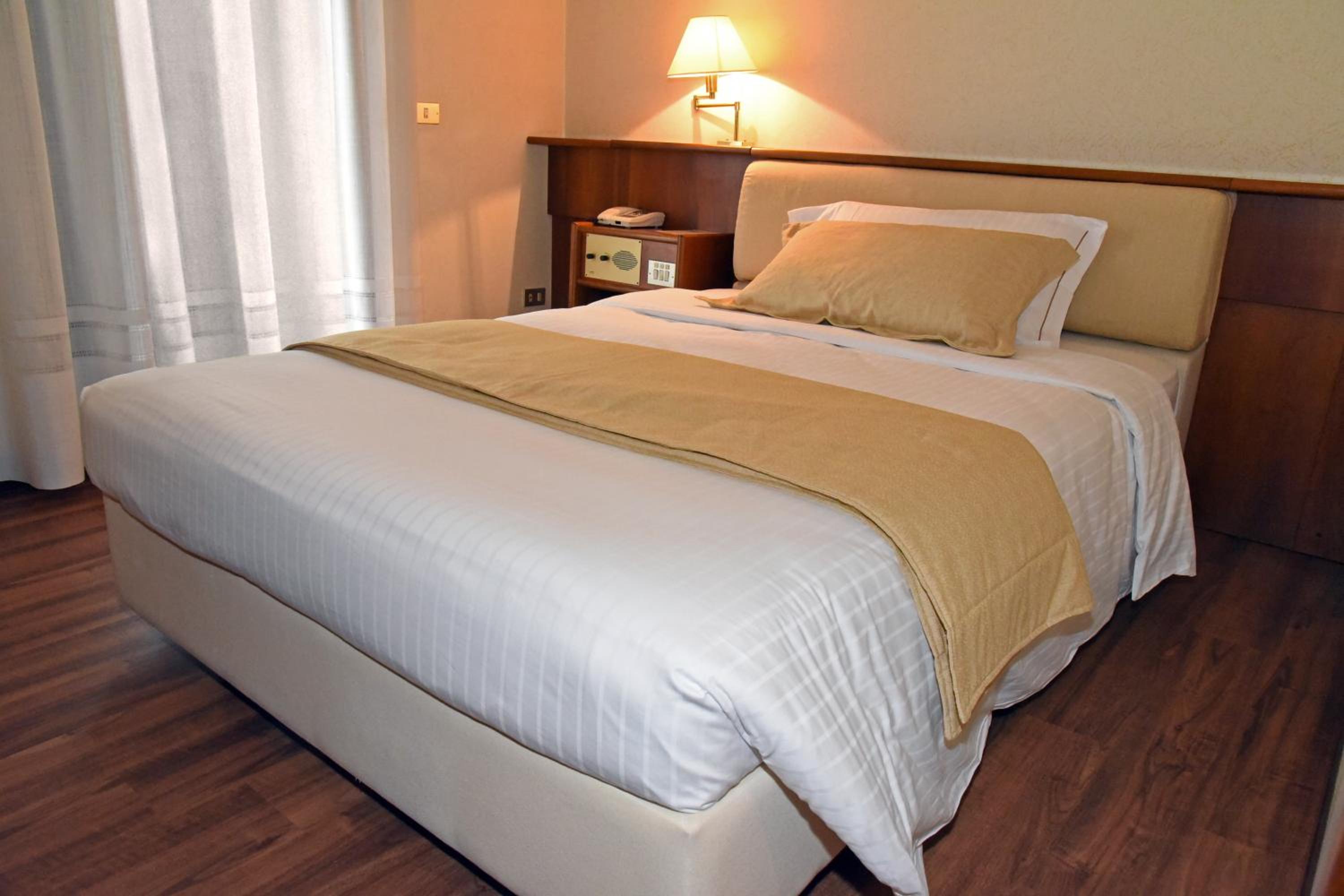 Economy Double Room photo 1