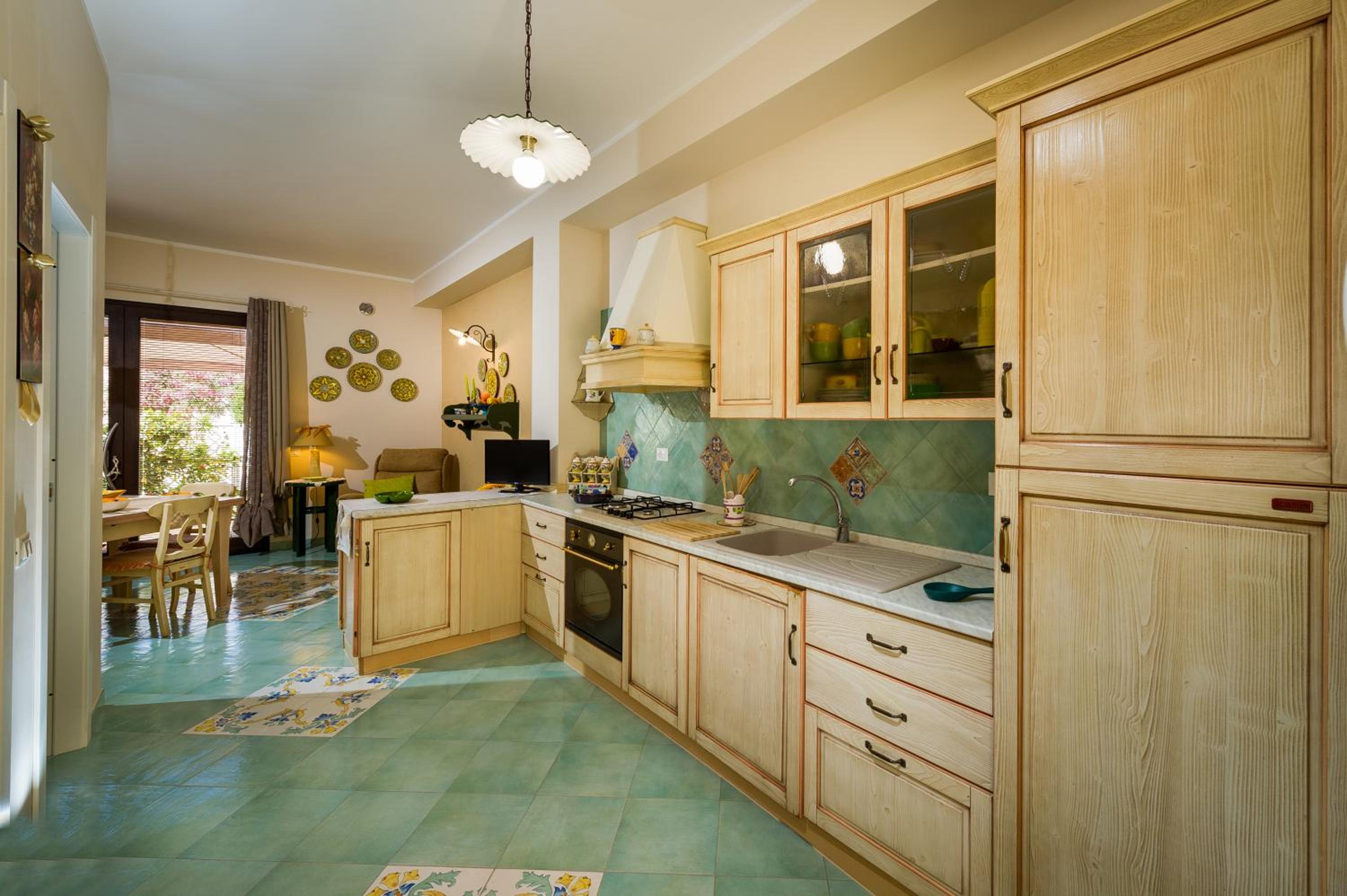 One-Bedroom House photo 3