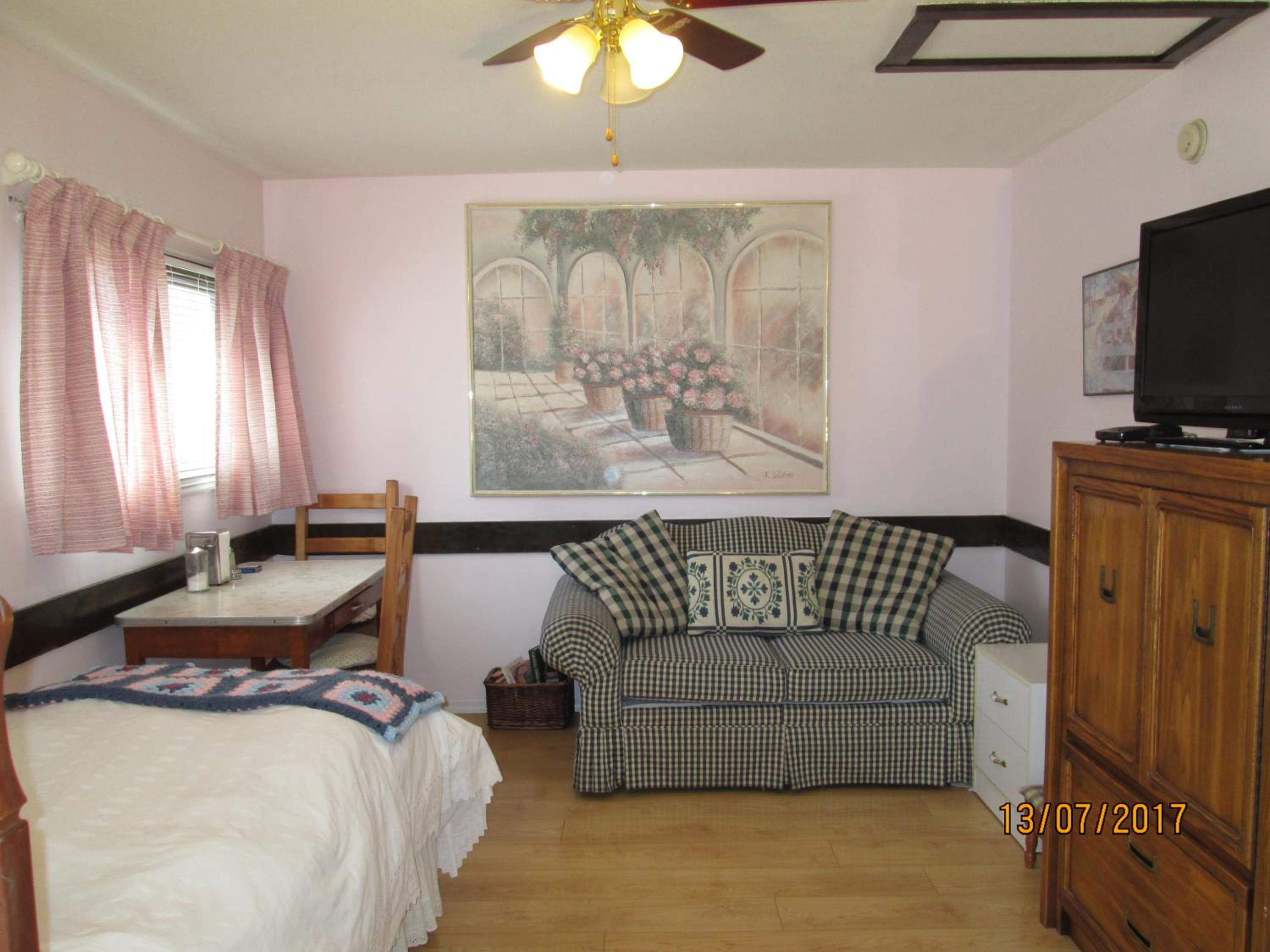 One-Bedroom Suite