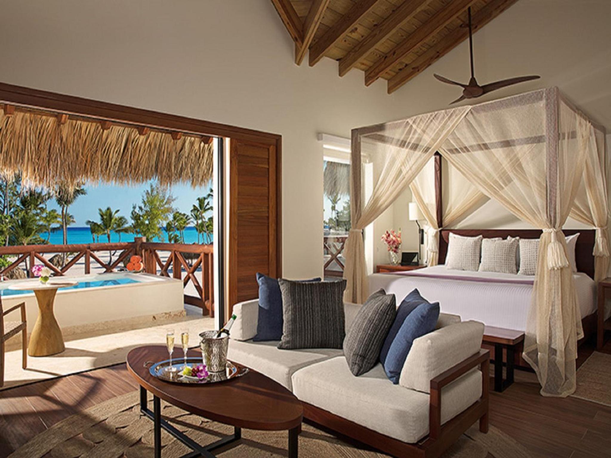 Preferred Club Bungalow Master Suite Ocean Front