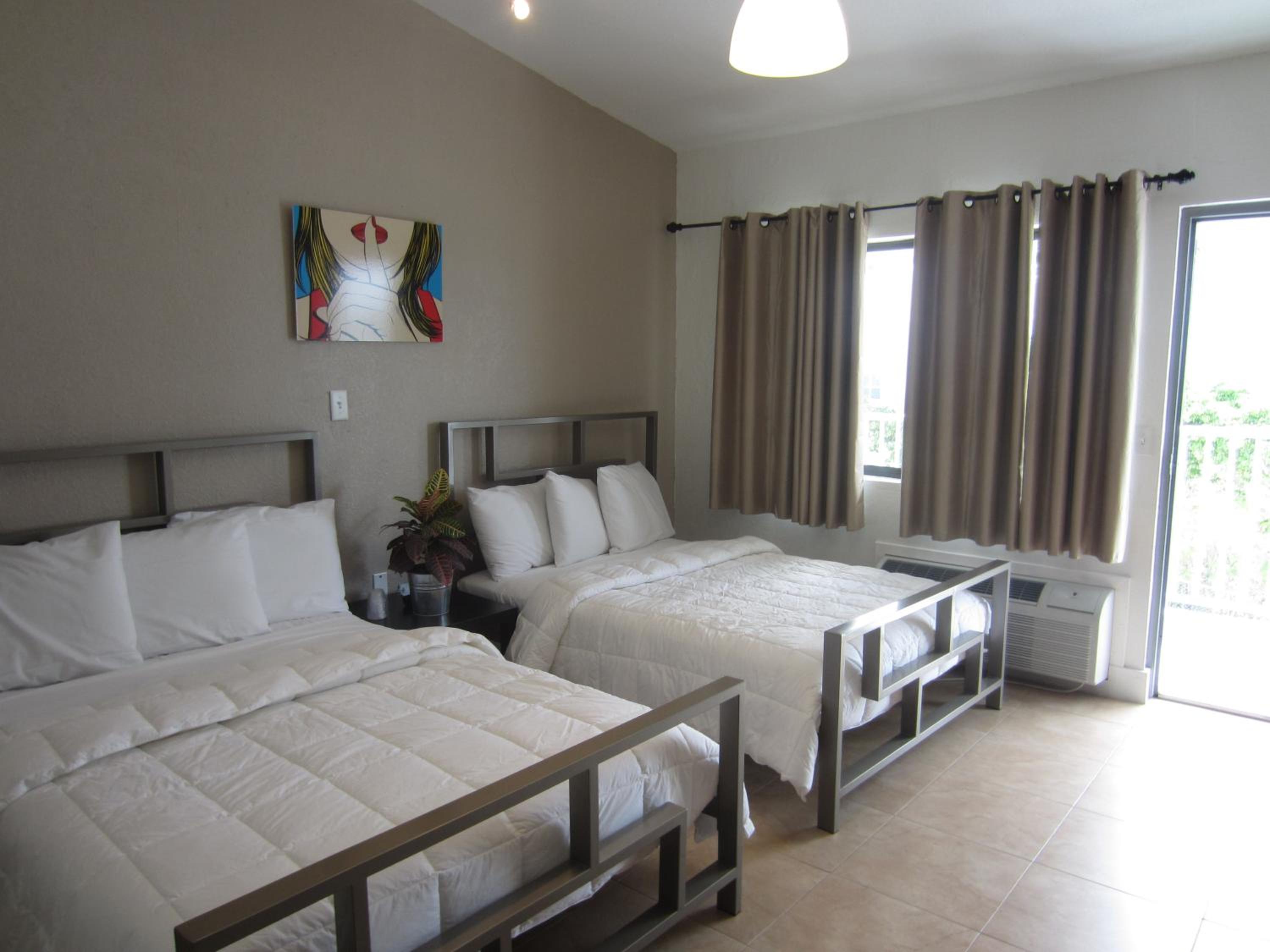 Double Room with Two Double Beds photo 2